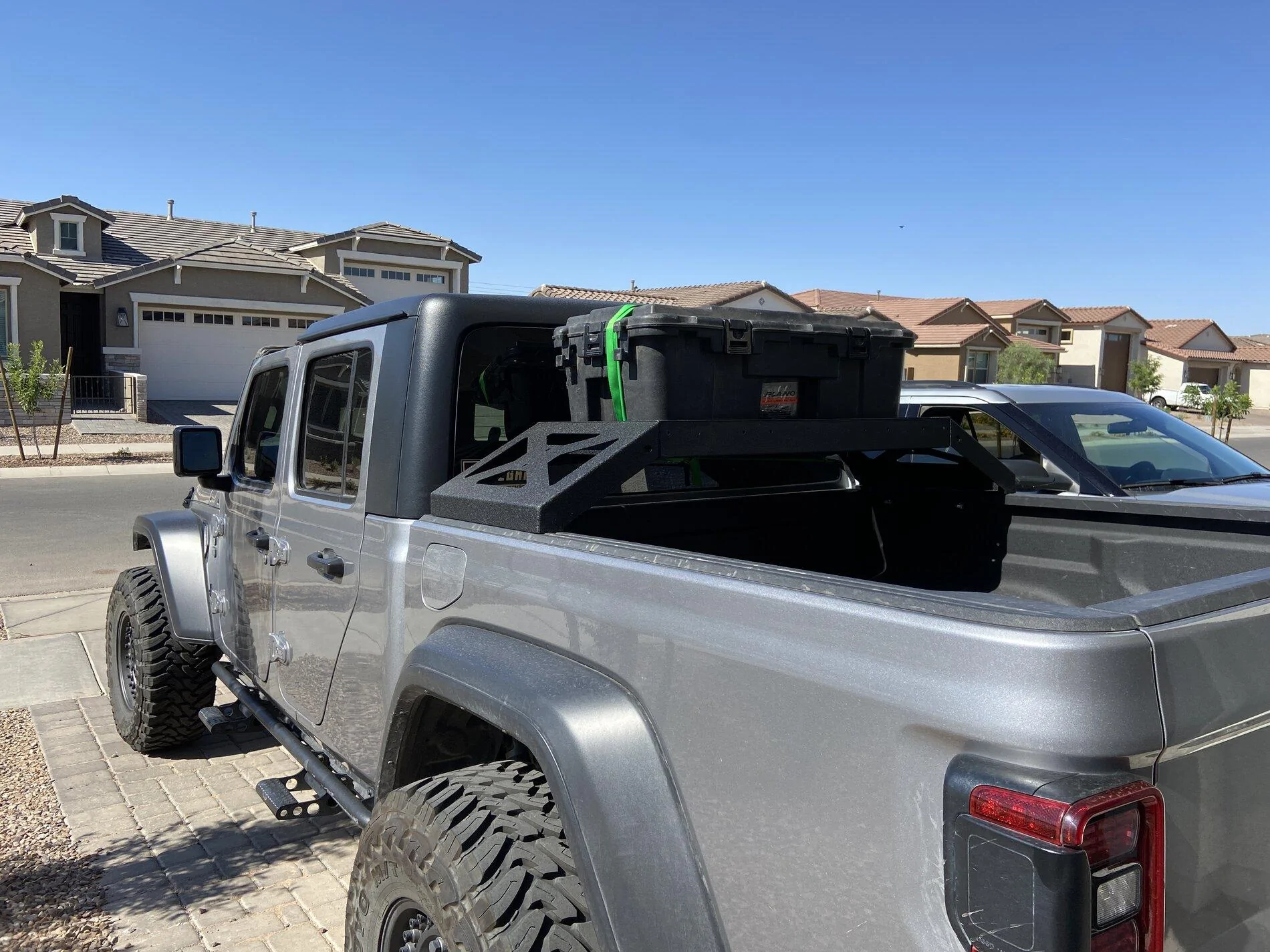 Jeep Gladiator Hooke Road Bed Rack img_5810-jpg
