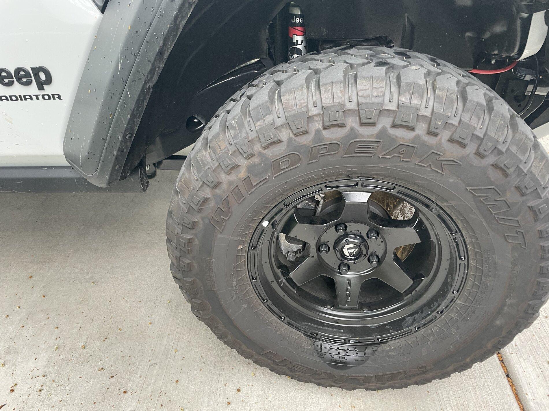 Jeep Gladiator 35” Falken MT’s 315/70/17 39BB2100-62D6-4006-9B9B-AF78BD3AD8D5