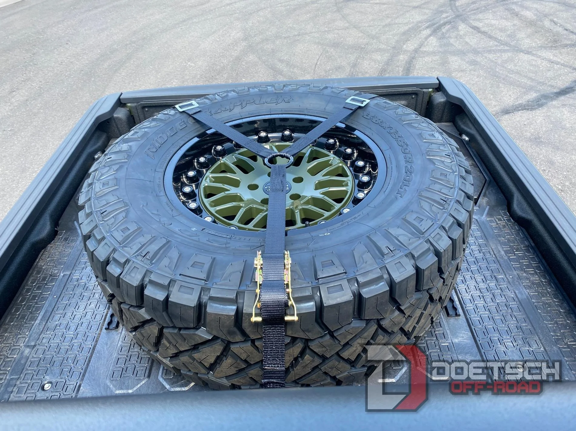 Jeep Gladiator DOR - Sarge Green Gladiator on 4.5" & 38s nc_ohc=IDFEdVc2qCYAX-IXiNe&_nc_ht=scontent.fphx1-1