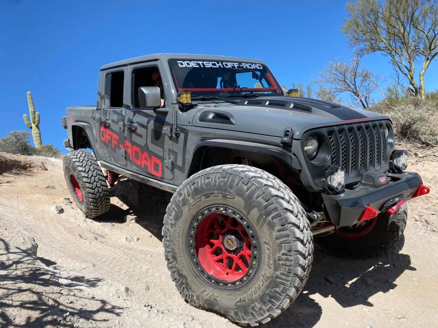 Jeep Gladiator AZ Site sponsor for parts & service - Doetsch Off-Road nc_ohc=p_U9g3vptzsAX9pO733&_nc_ht=scontent.fphx1-1