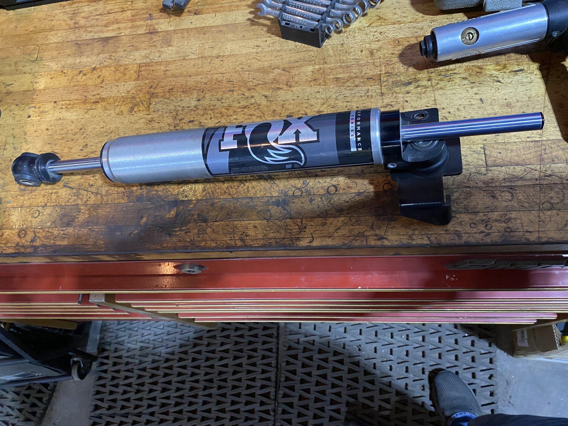 Jeep Gladiator Barely used Fox Shox Through Shaft Steering Stabilizer F253C62F-22EF-422D-A1C3-F890D0FC74C9
