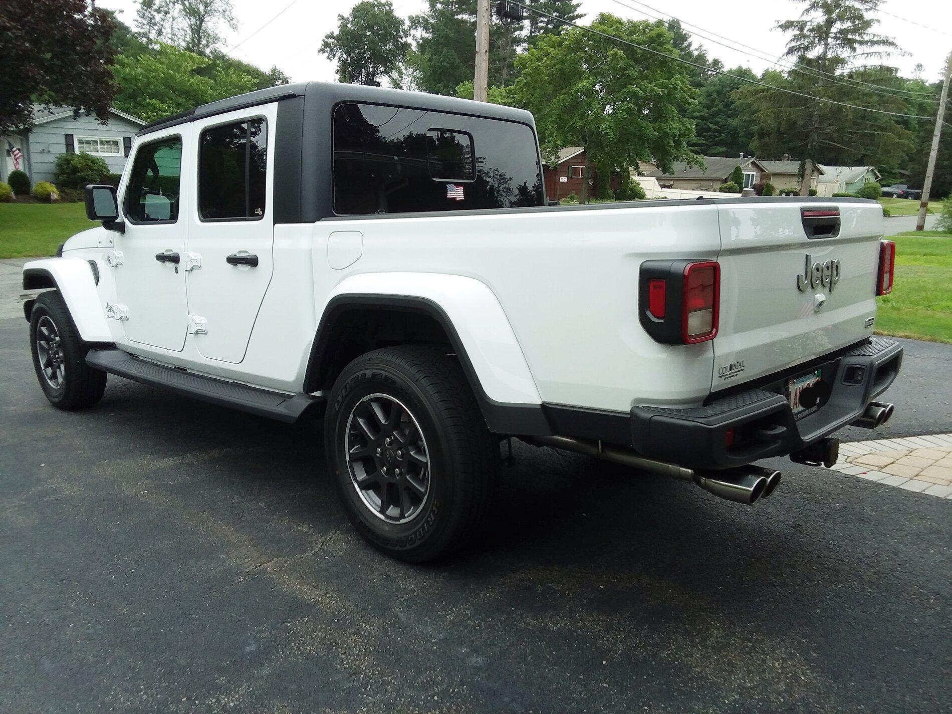 Jeep Gladiator Dual exhaust and Sunrider 20210708_154642