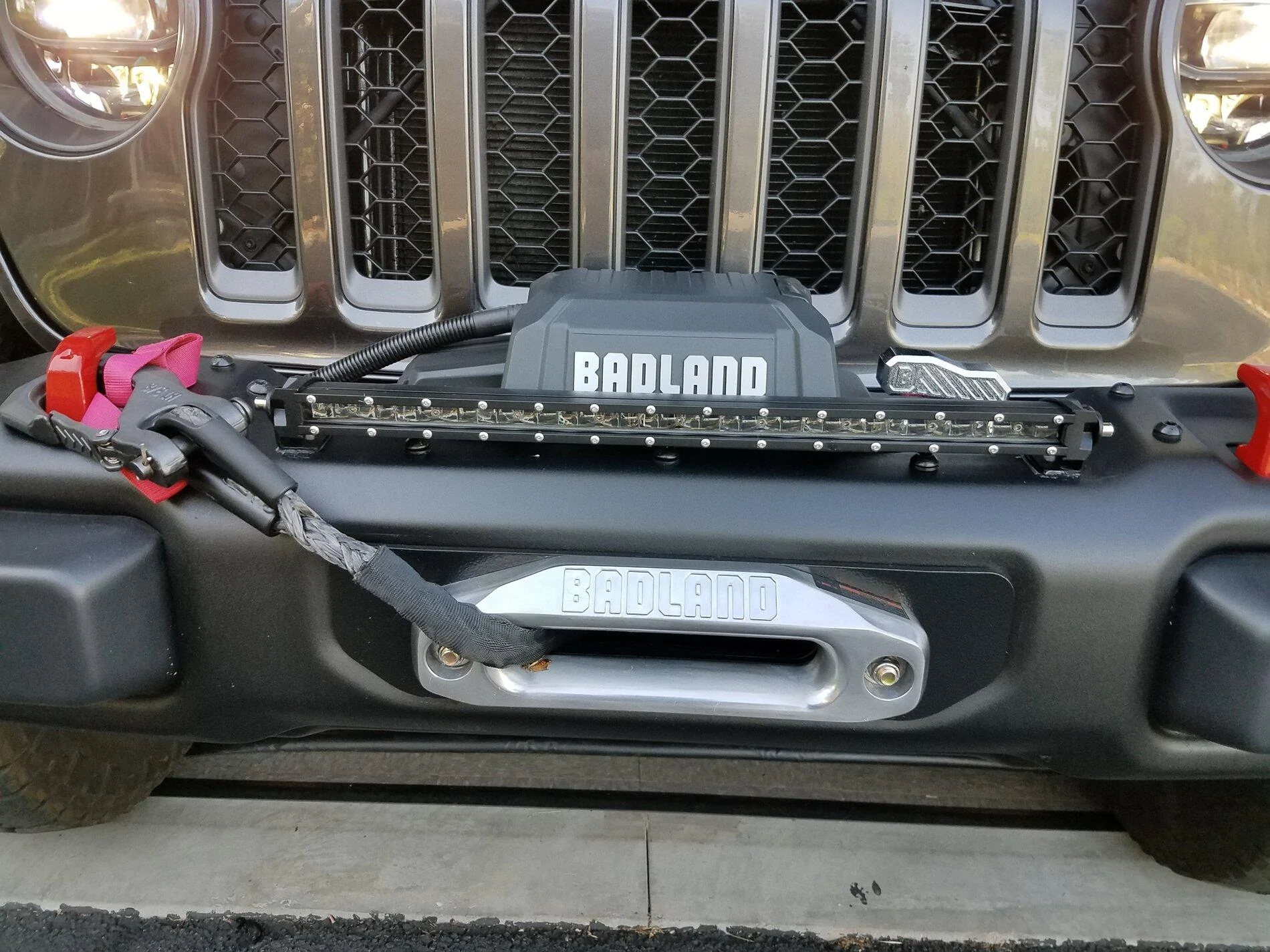 Jeep Gladiator Light bar options for stock front bumper 20210708_172509