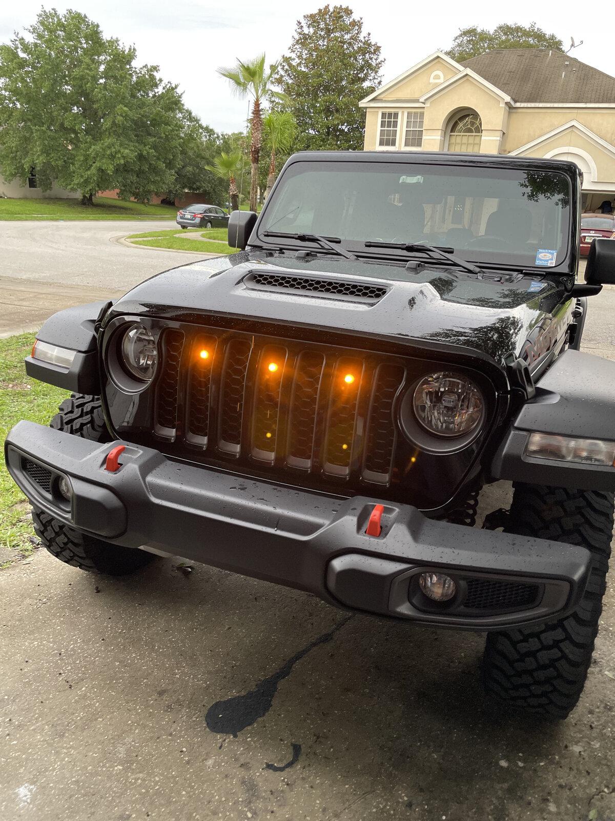 Jeep Gladiator MOJAVE Edition Gladiator JT Club 3C64AC7F-50FB-437D-880D-63651A9625A2