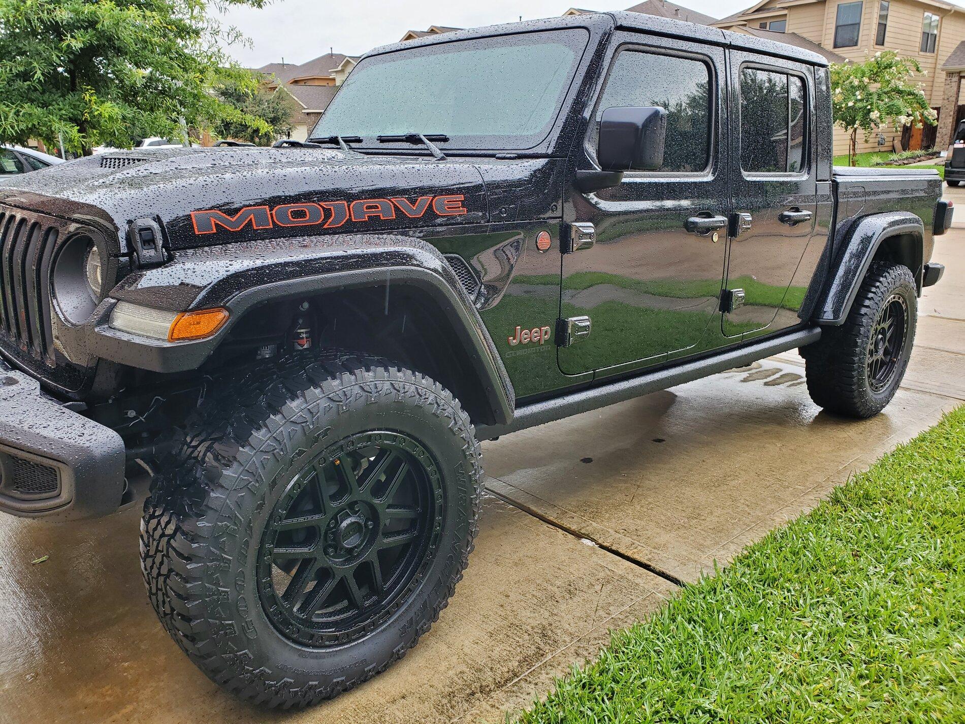 Jeep Gladiator Lets see your wheel poke 20210709_111521