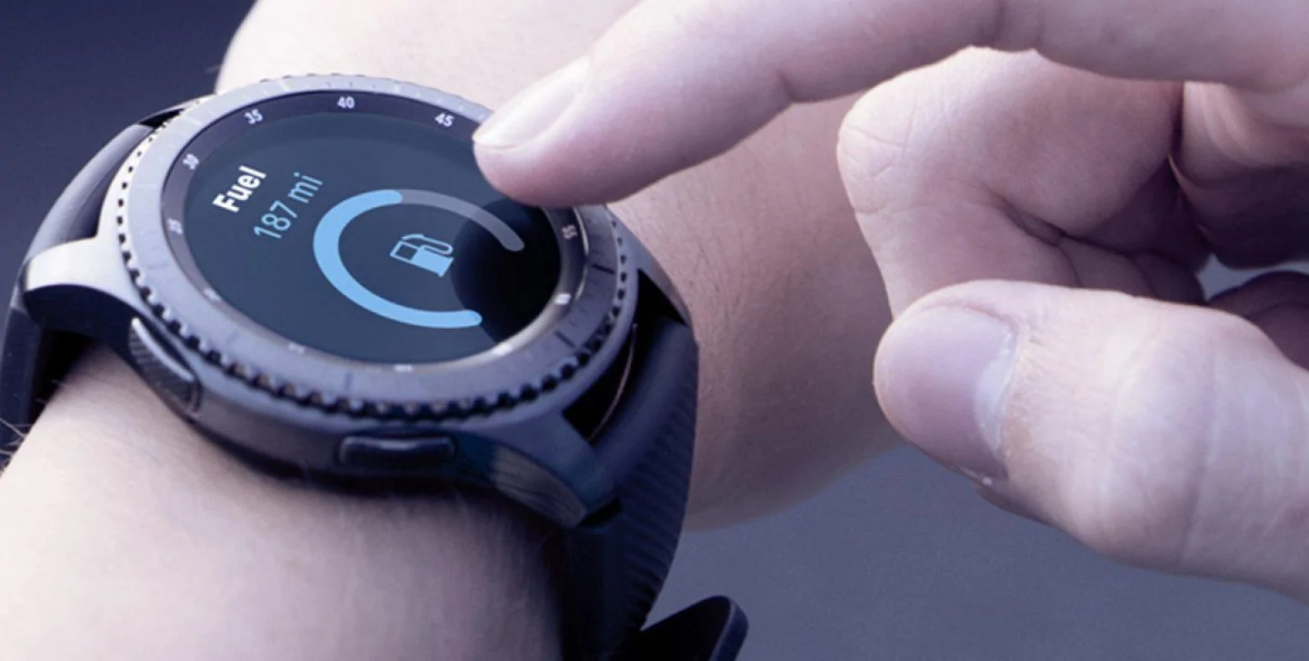 Jeep Gladiator Anyone with an Android Wear OS watch using Uconnect? euconnect-smartphone-smartwatch-app.jpg.image.1440