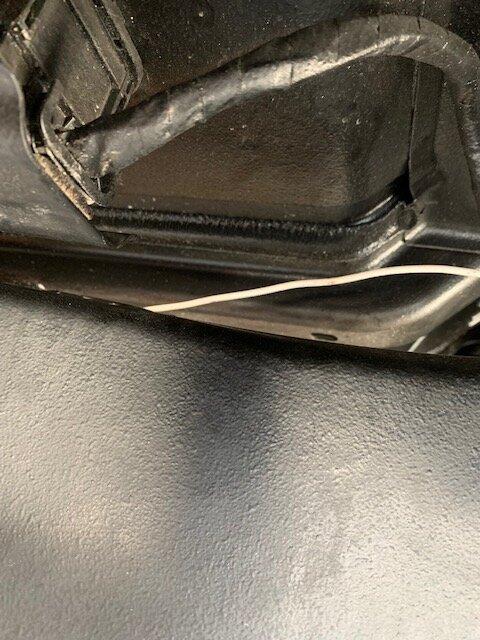 Jeep Gladiator ARB Twin w/813 Behind Rear Seat Mount install fish the back of frame
