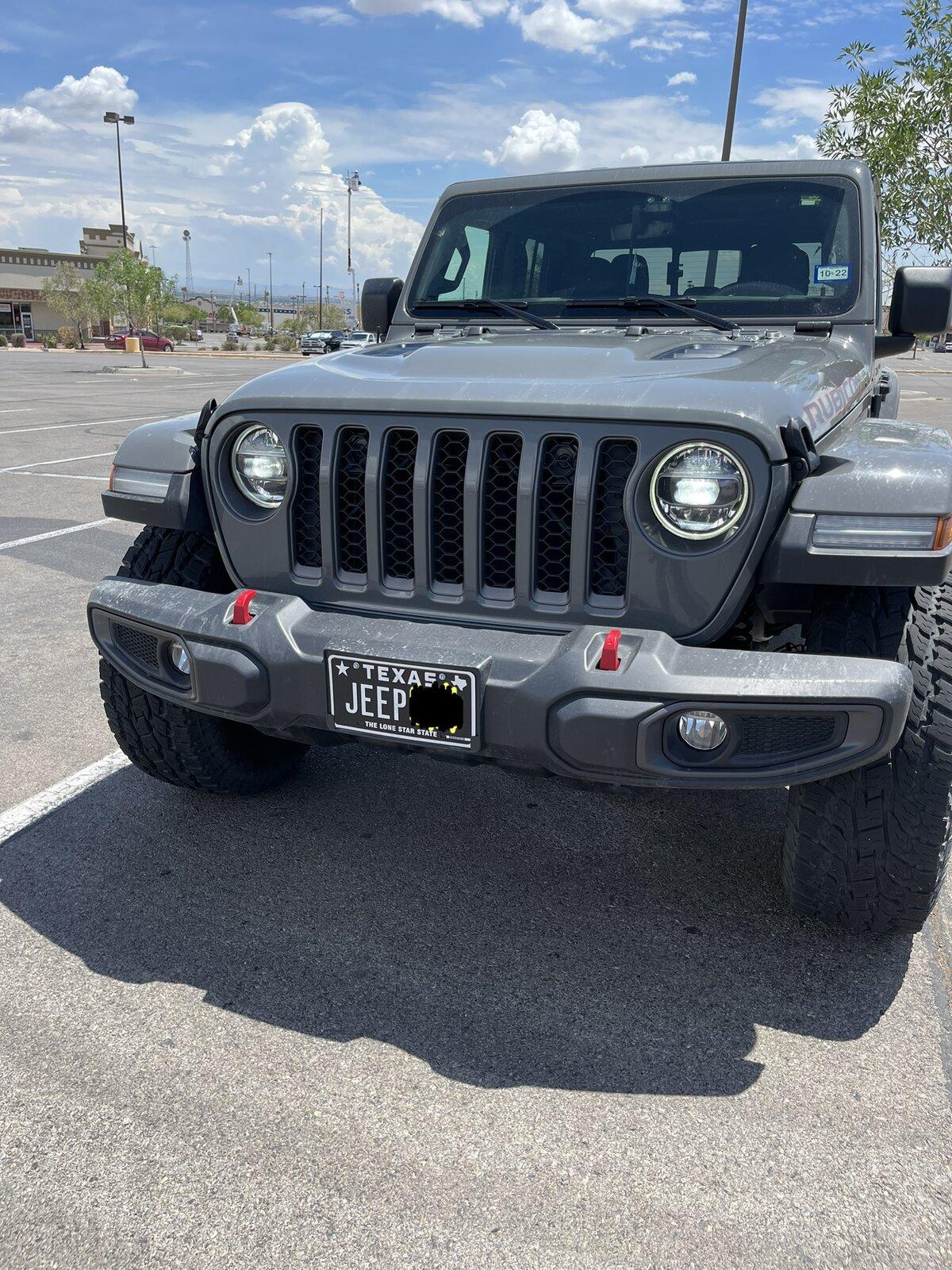 Jeep Gladiator Mopar LED upgrade on a 2021? D3348853-29DC-483F-AA91-D201BA6ABD3B