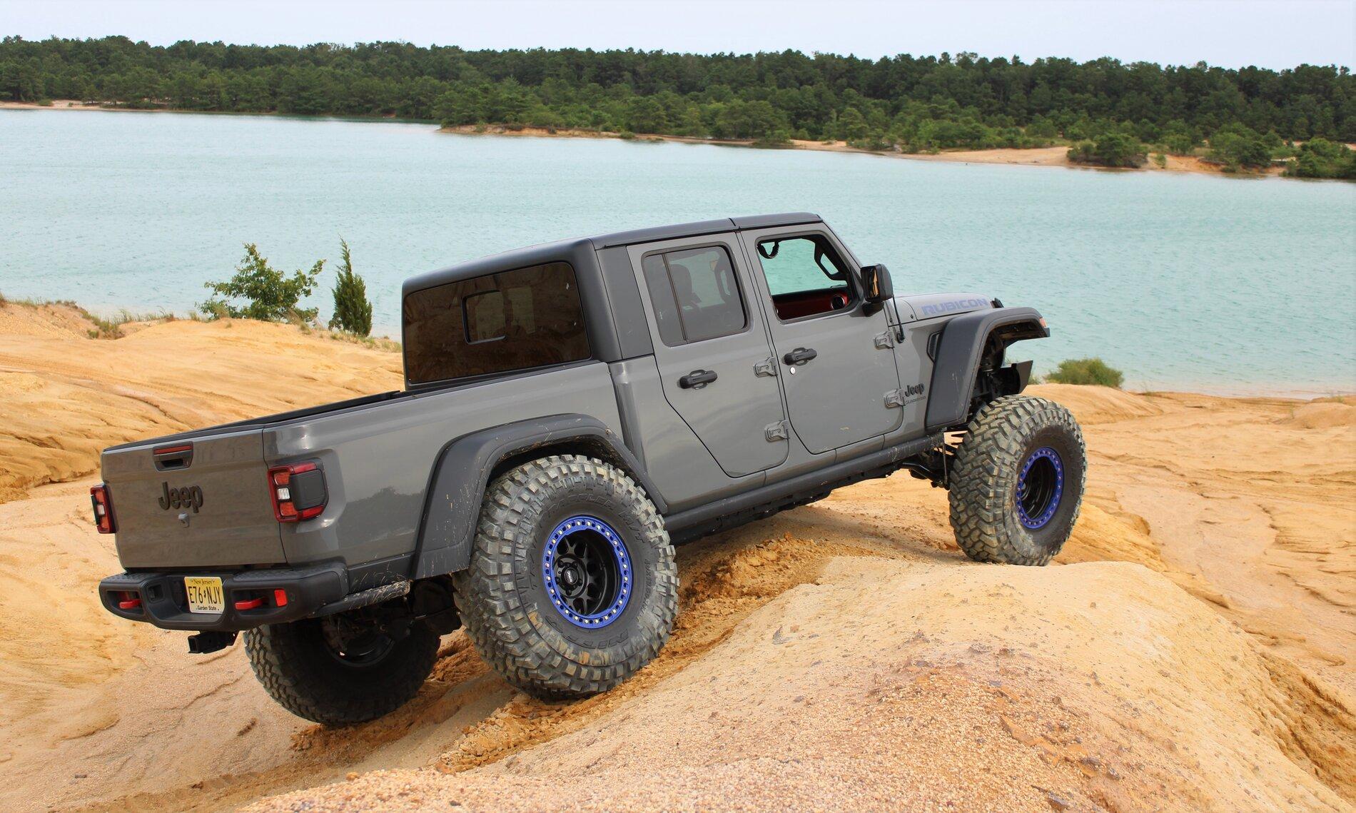 Jeep Gladiator STING GRAY Gladiator JT Club flex 1.JPG