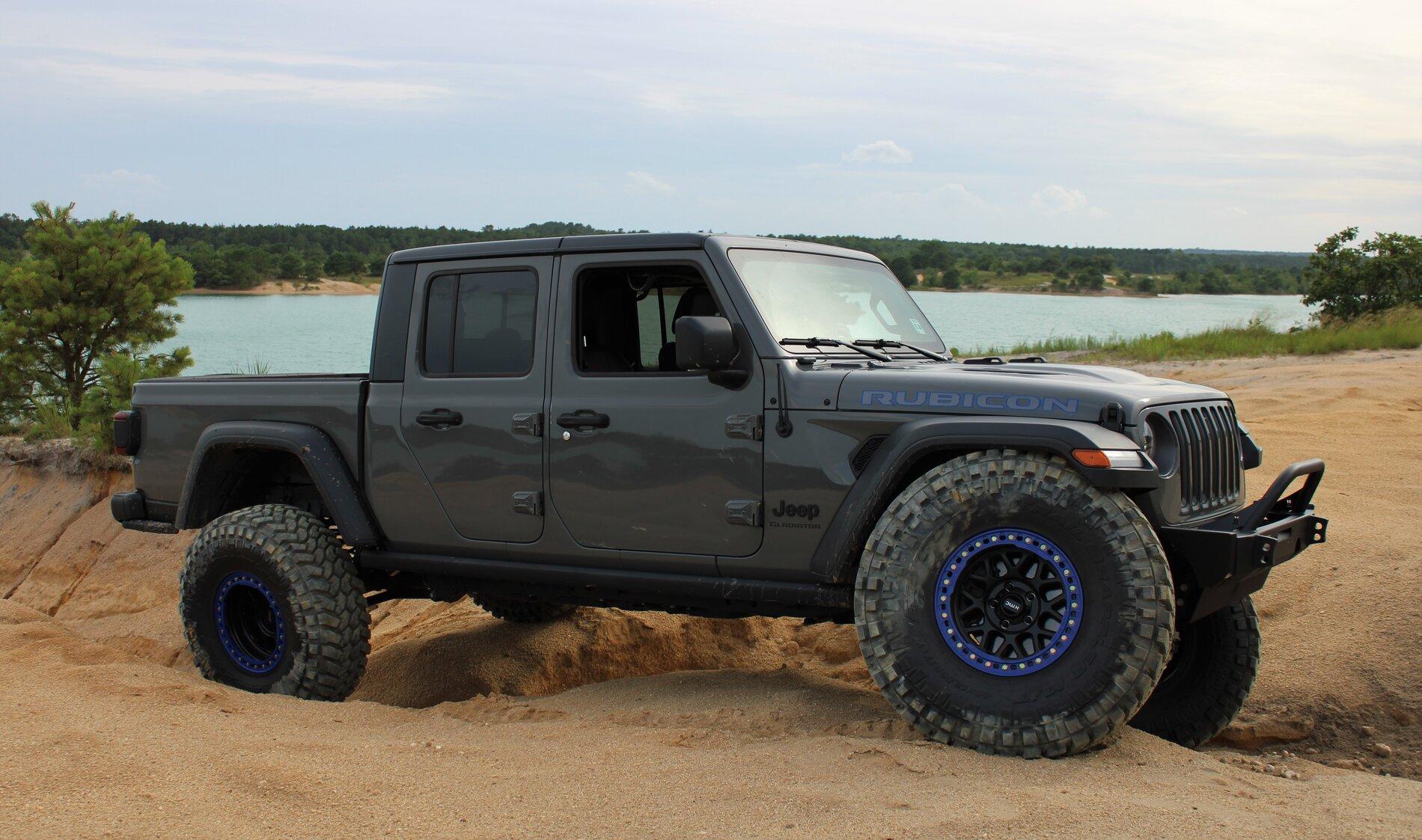 Jeep Gladiator From Taco to JTR and 40s! beautiful 1.JPG