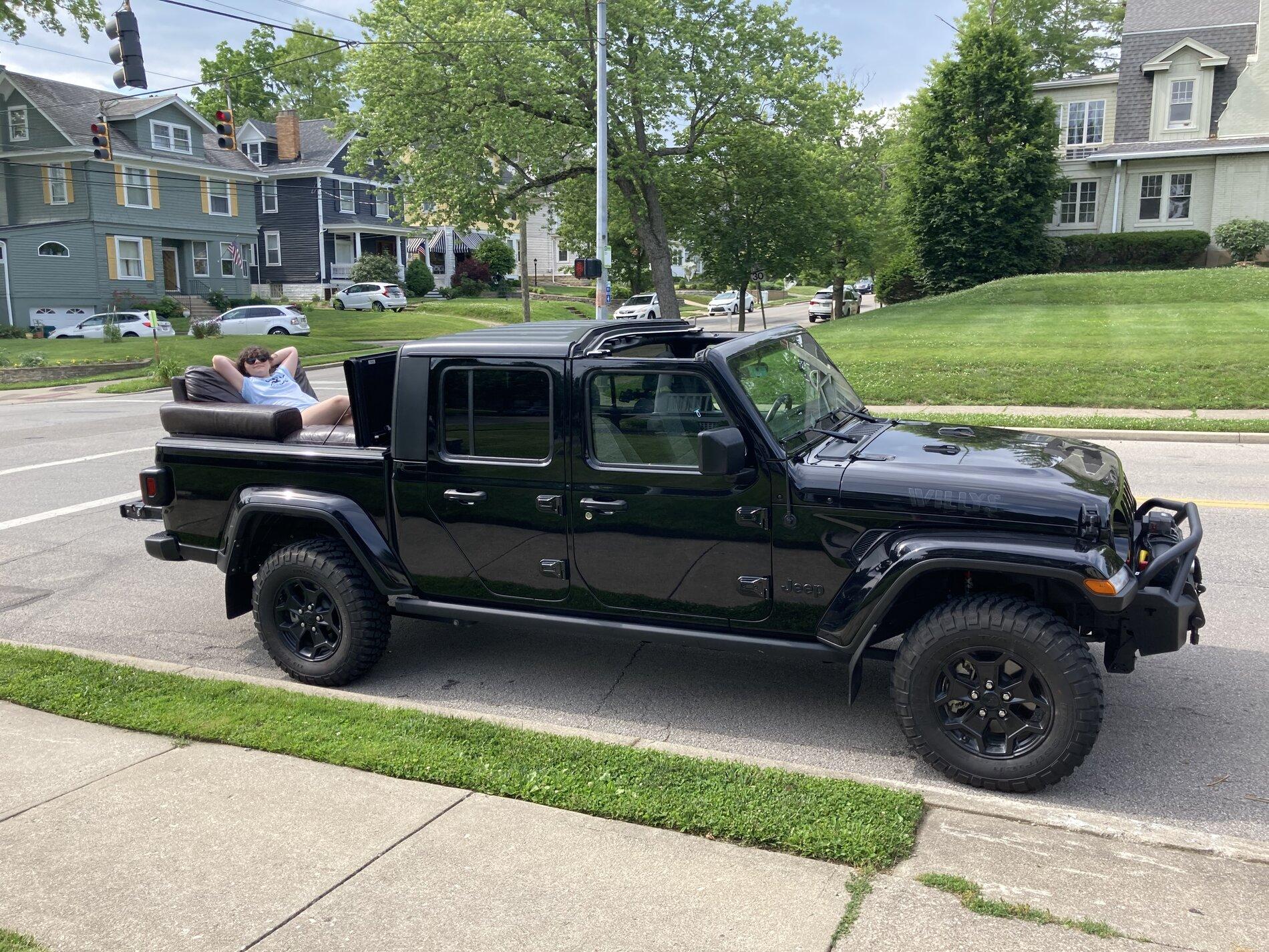 Jeep Gladiator What did you HAUL in your JT today? E66C6D8B-39FC-4866-A68E-DEFF8DB9A269