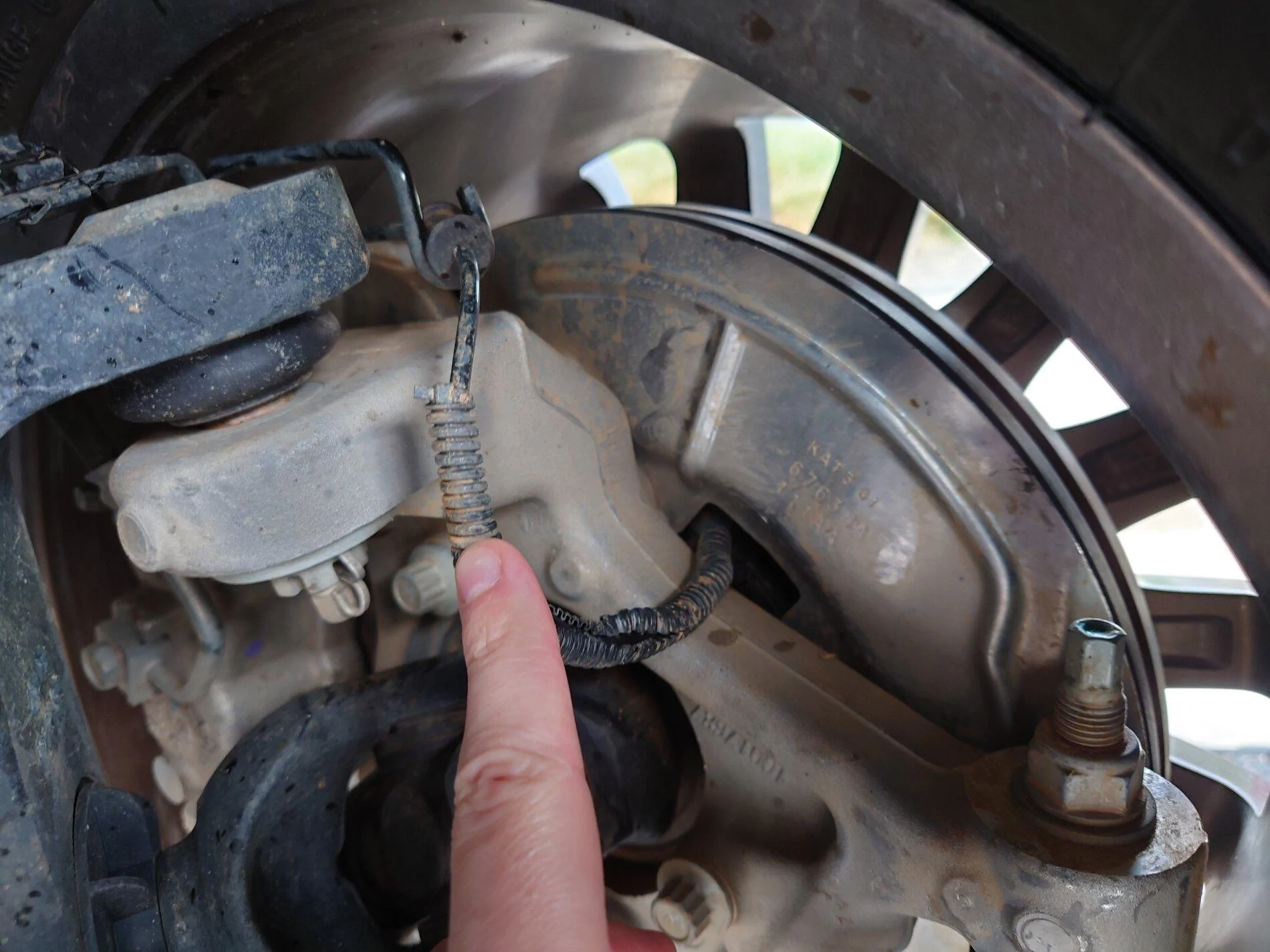 Jeep Gladiator Help Needed: Damaged Sensor Wire on Road trip DSC_0827
