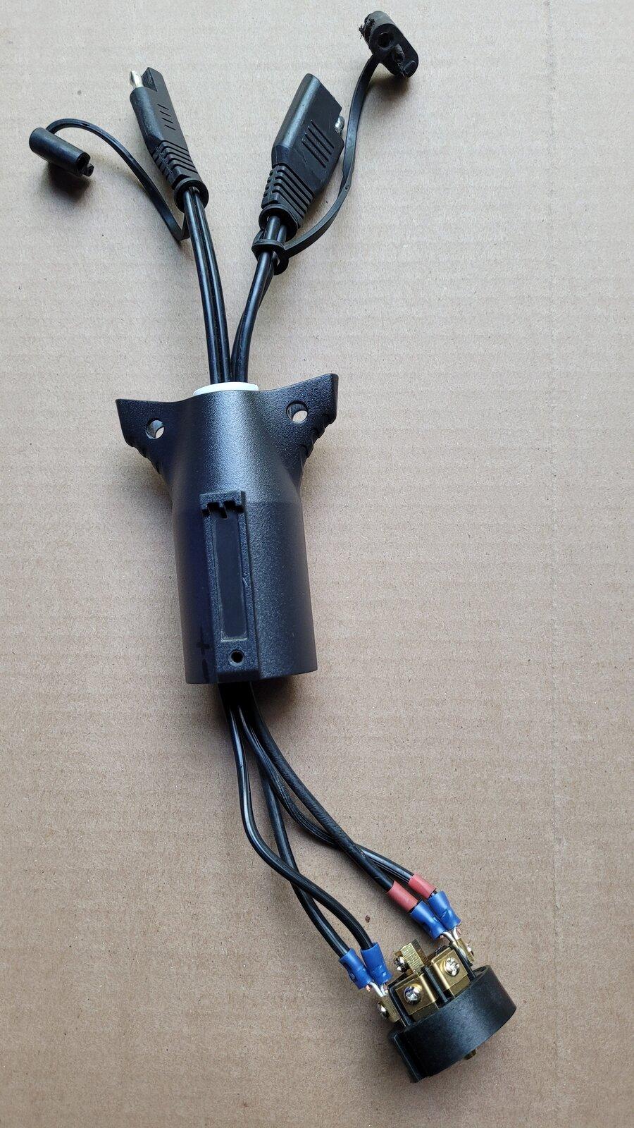 Jeep Gladiator Question about adding outlet to bed 20210710_100910