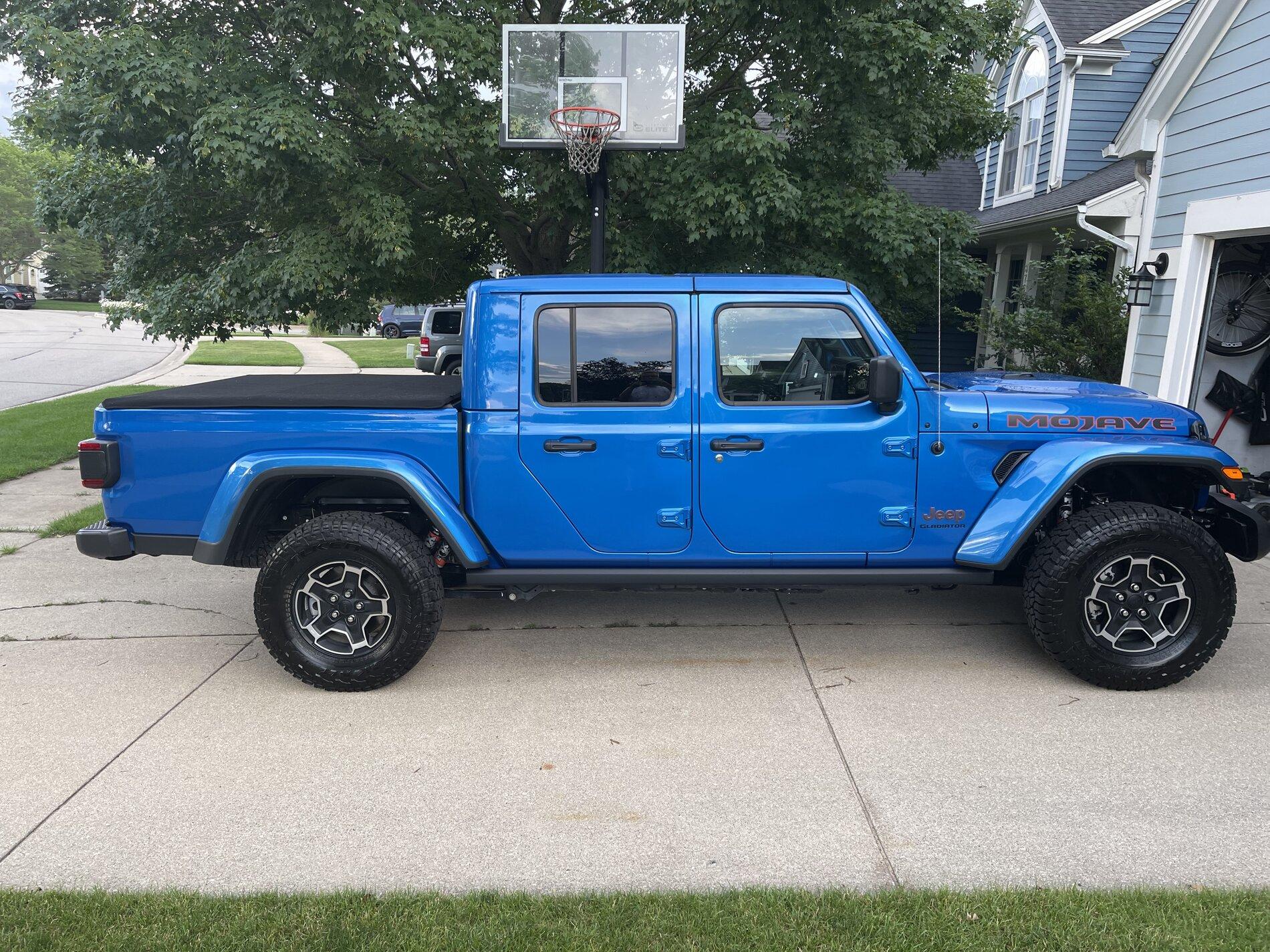 Jeep Gladiator JKU Owner Considering a Mojave D4B4FBBF-A2BF-4DA9-A302-33EBCCDB3714