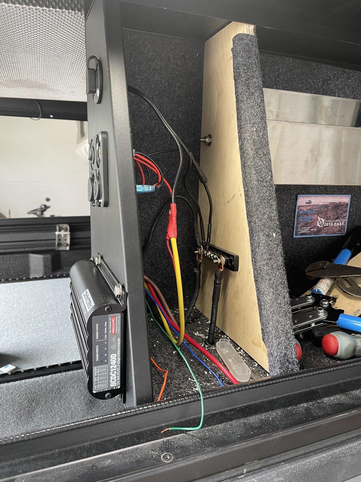 Jeep Gladiator Installed the REDARC 1240 BCDC charge controller! 7C623A76-433D-454E-9314-B6DD0A705F69
