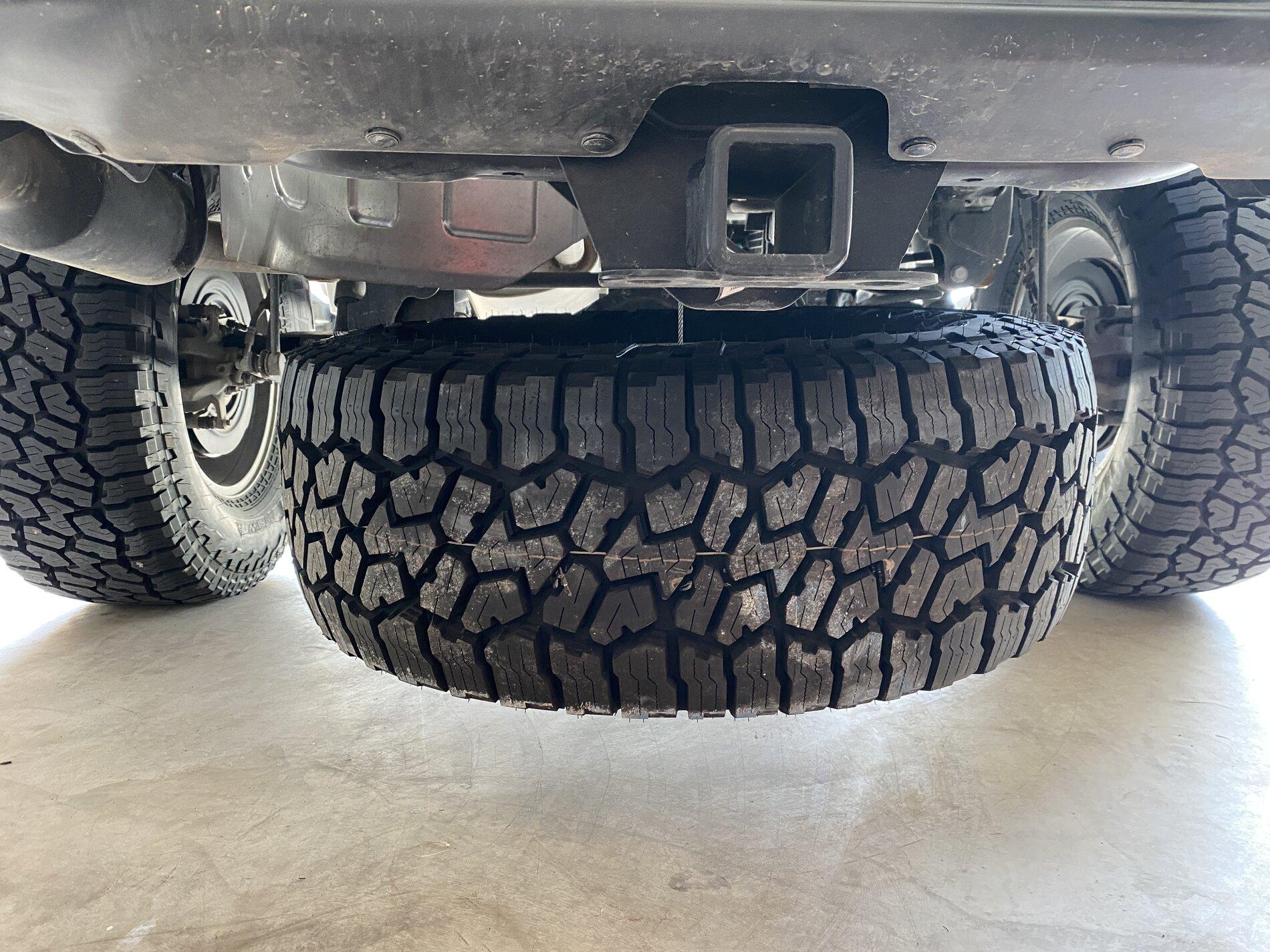 Jeep Gladiator Can the spare tire housing accept an 18" wheel? IMG_4587.JPG
