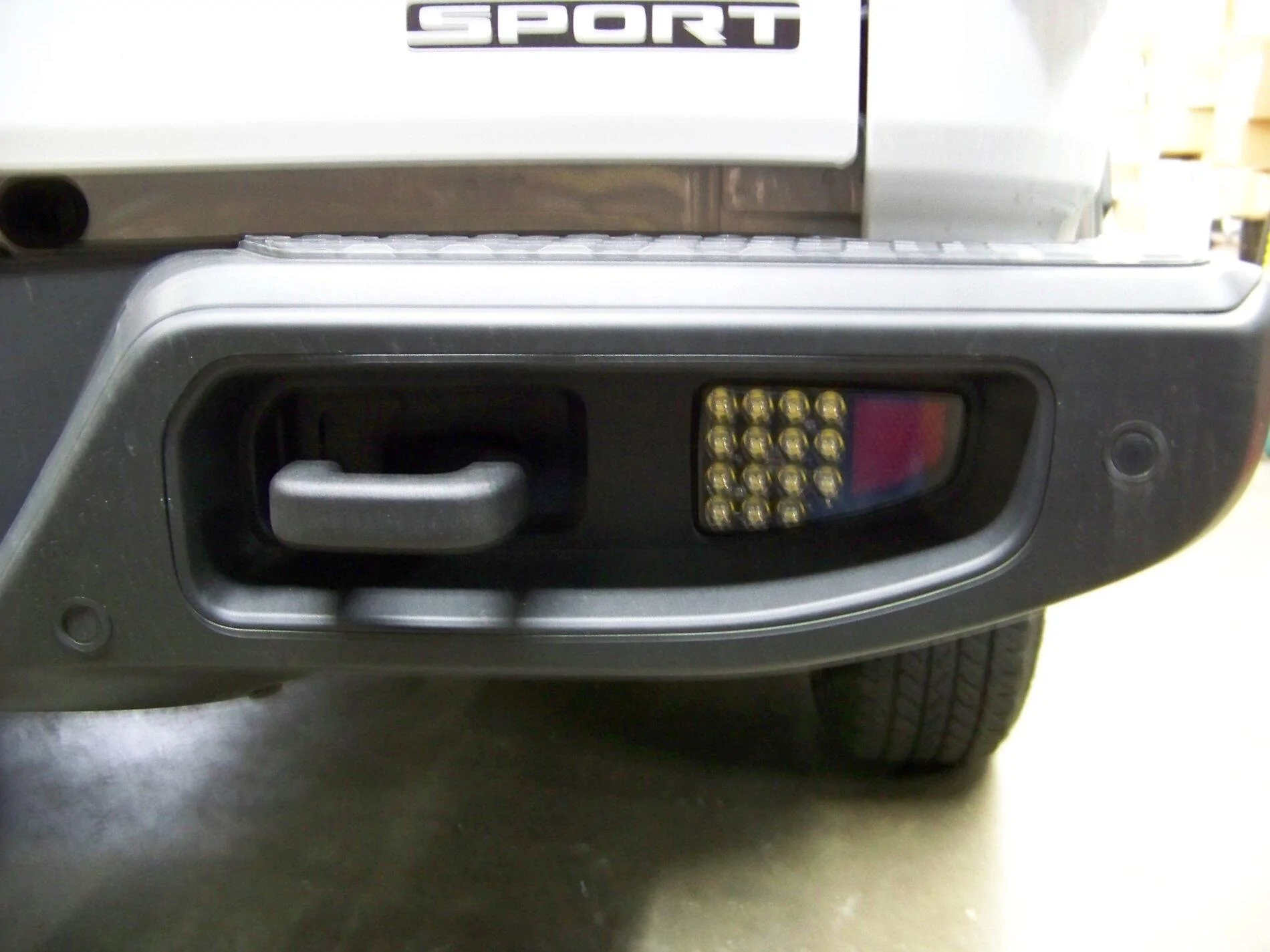 Jeep Gladiator ORACLE LIGHTING Rear Bumper LED Reverse Lights install 100_7438