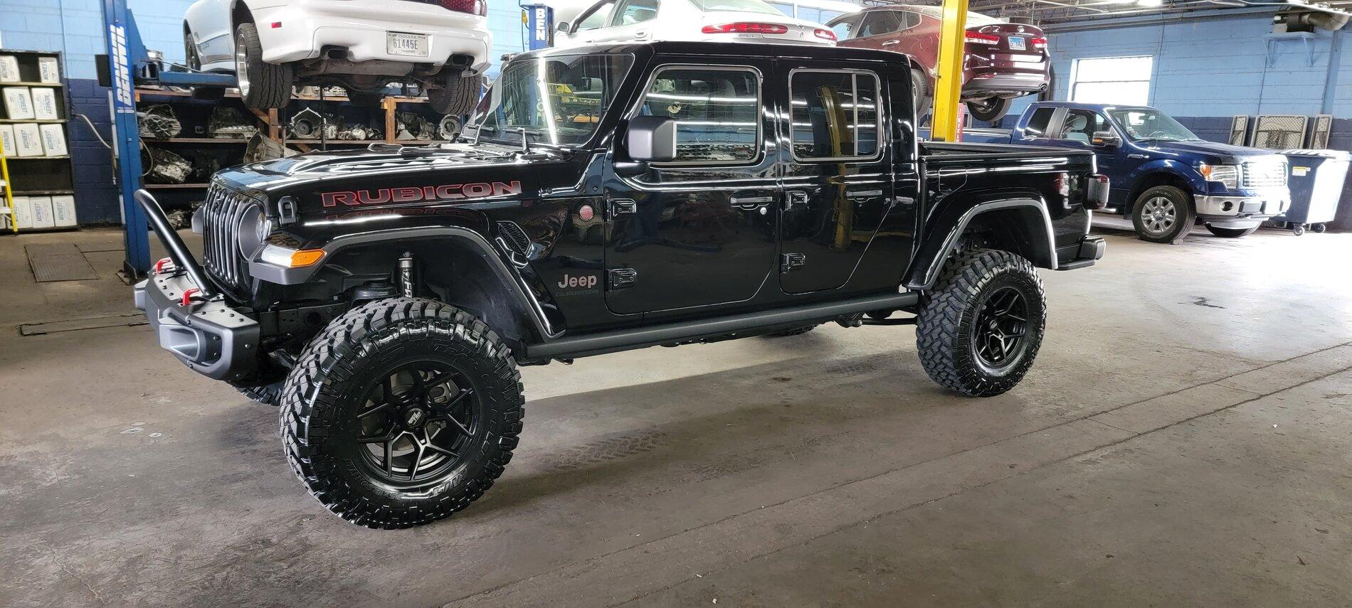 Jeep Gladiator Lets see all those Gladiators with lifts and bigger tires! 20210710_173601