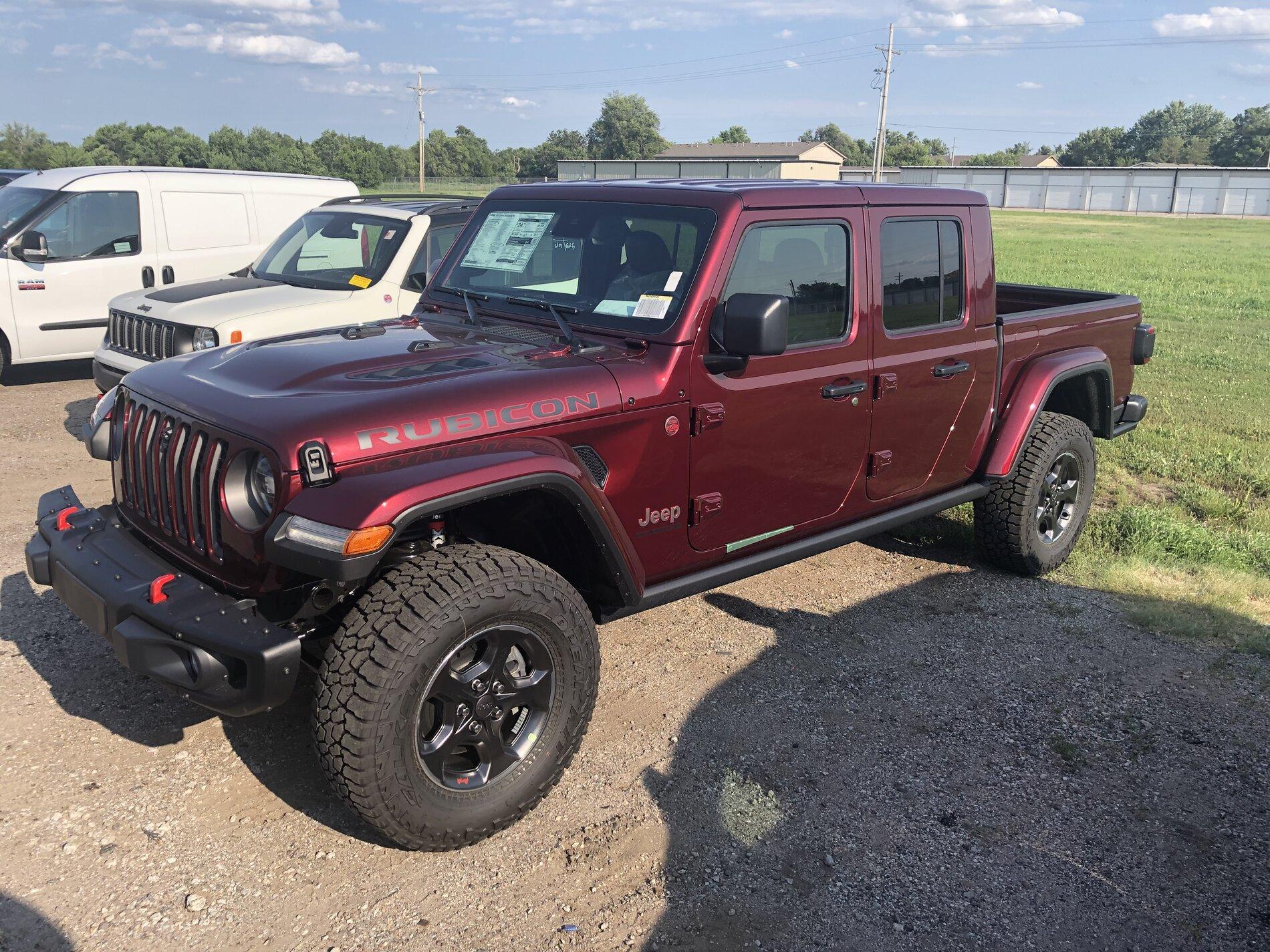 Jeep Gladiator Gladiator Window Sticker and Build Sheet Order Tracking 2ECA984E-D03F-418C-8C21-EFD53057DBFE