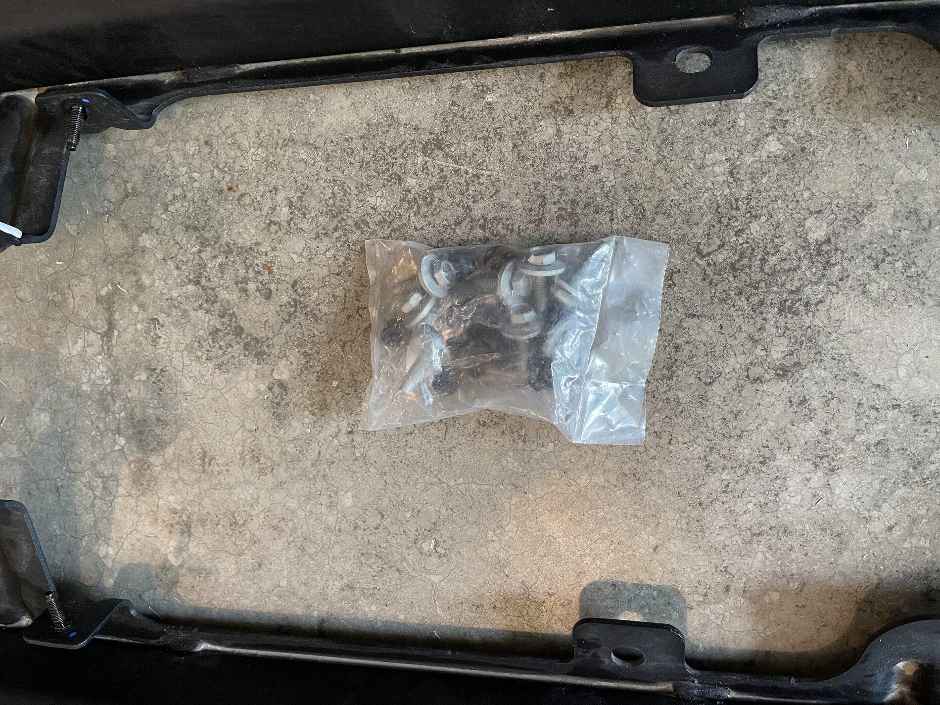 Jeep Gladiator 2021 Rubicon Rock rails 925255EE-8C8D-473B-8F25-7A85D6E12726