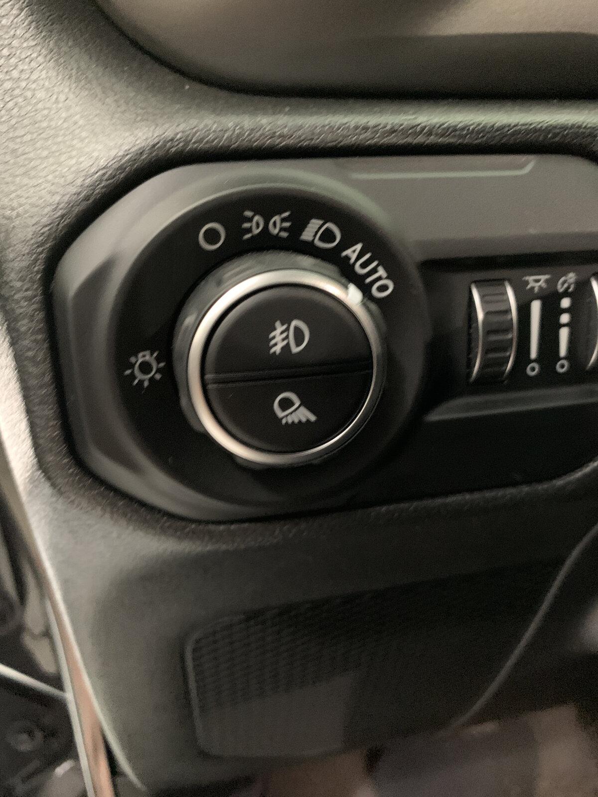 Jeep Gladiator Foglights image