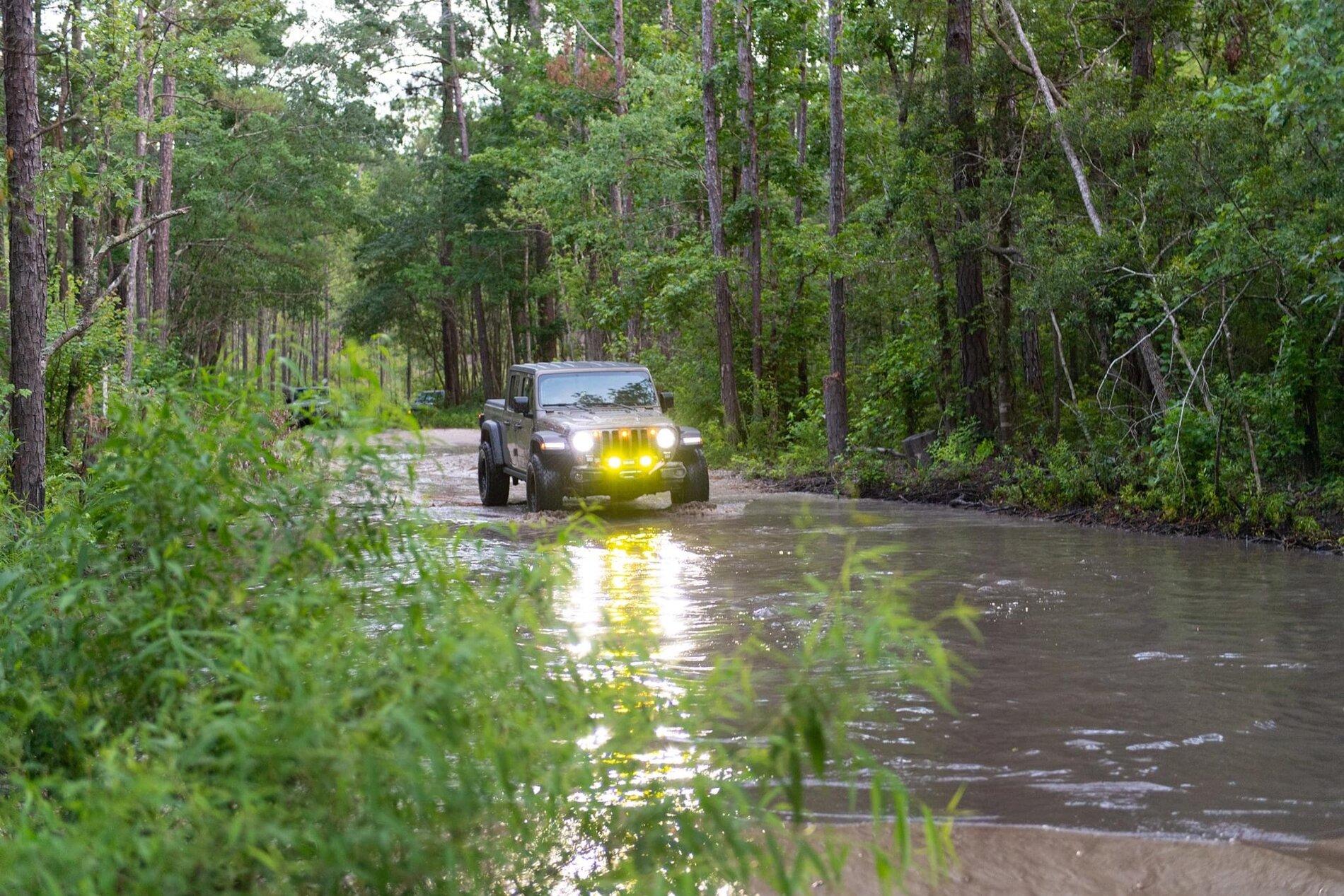 Jeep Gladiator What did you do WITH your Gladiator today? E82C5028-9C66-4E9C-8252-DA2AC10BFE74