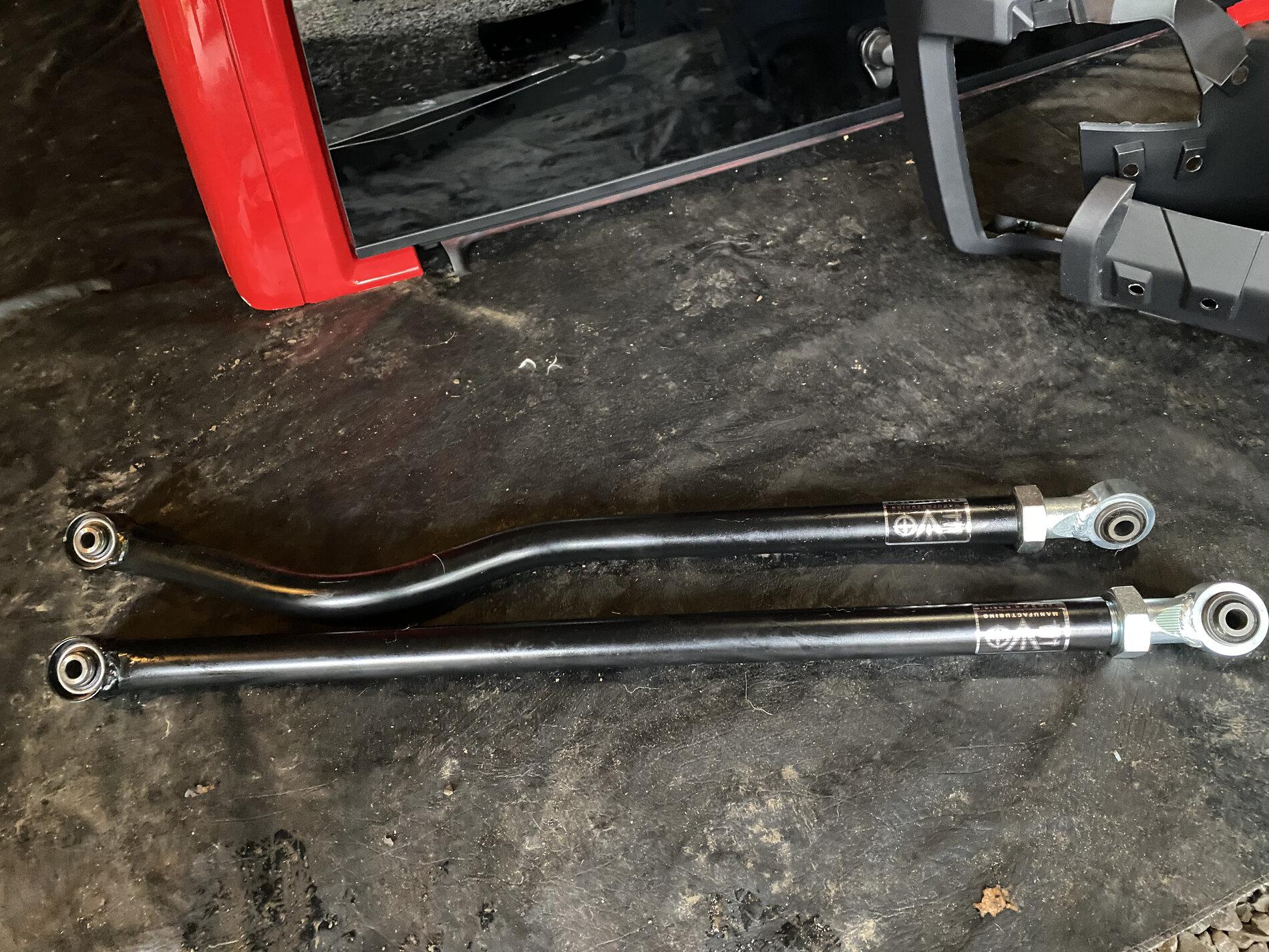 Jeep Gladiator Brand New / Never Installed EVO Mfg. Front & Rear Adj. Track Bars 1A6F7BA0-B066-413D-A5C8-FB0F8B4AA862