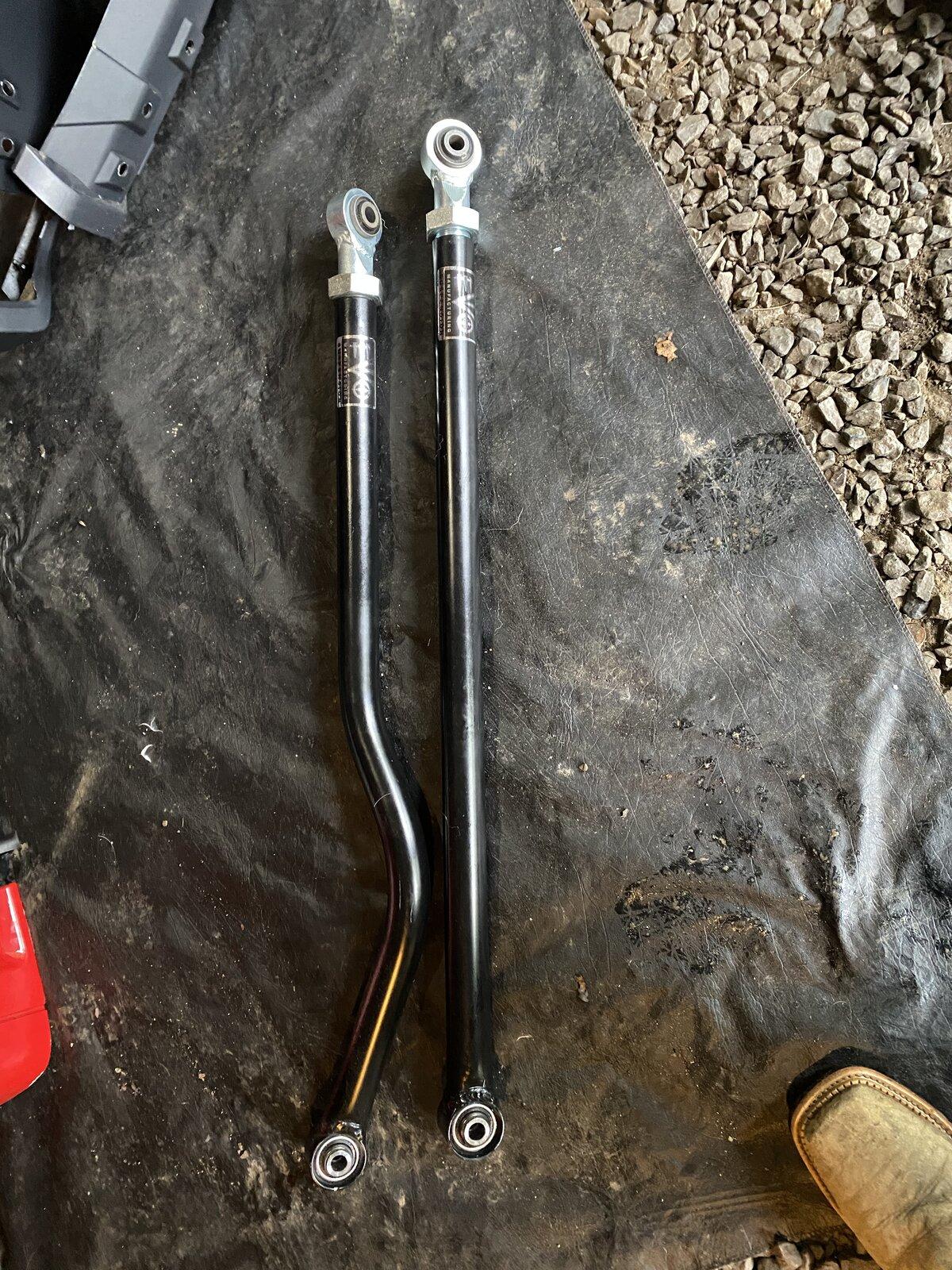 Jeep Gladiator Brand New / Never Installed EVO Mfg. Front & Rear Adj. Track Bars 4E24F596-8C17-452E-8D4F-DB63D26AF4D4