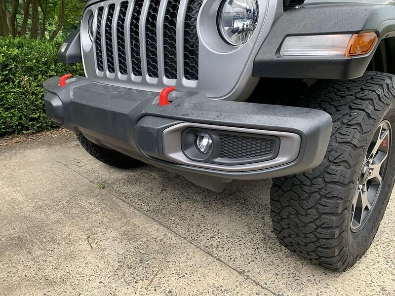 Jeep Gladiator 2020 Sport Silver Bullet Build 51298147695_c0e90ef9b2_c