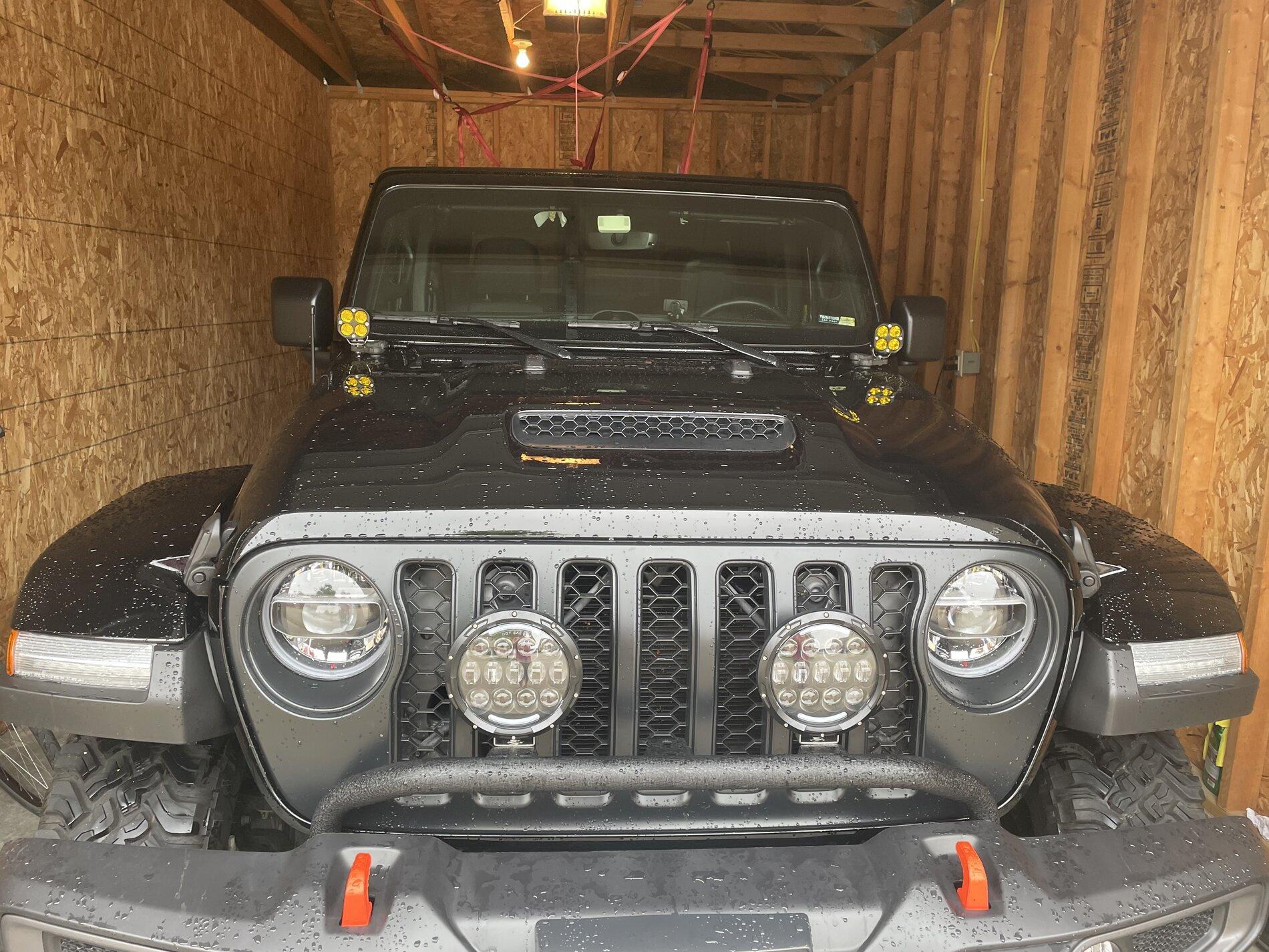 Jeep Gladiator MOJAVE Edition Gladiator JT Club 49B6BB82-C0C4-49A7-8FEC-8BD16CAFF37D