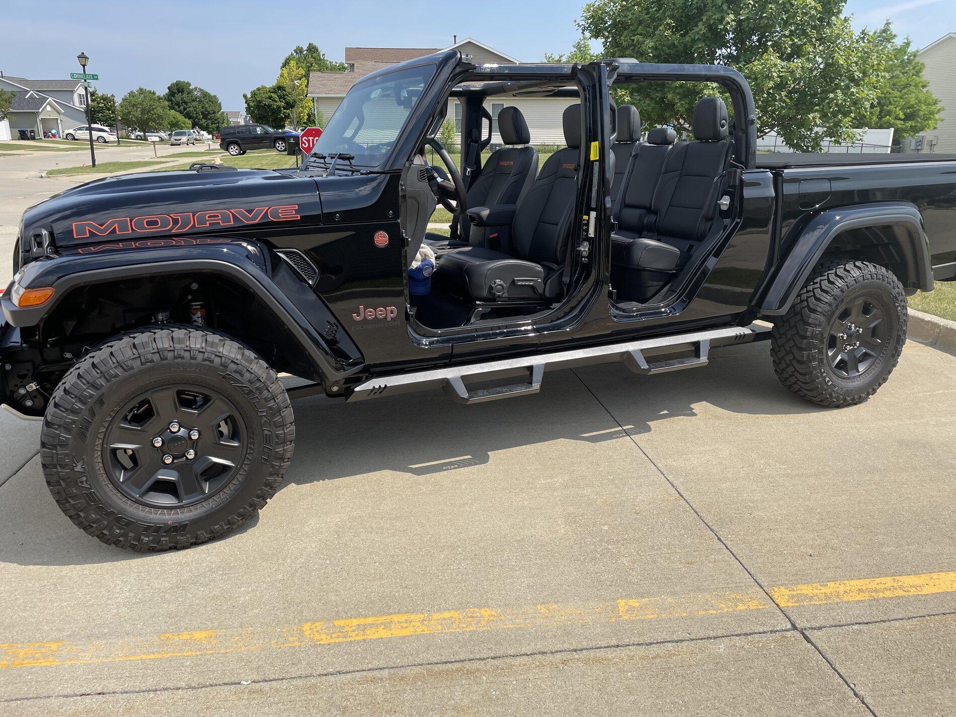 Jeep Gladiator MOJAVE Edition Gladiator JT Club DC7031B9-CD4C-4A99-A787-0EC8C68B6511