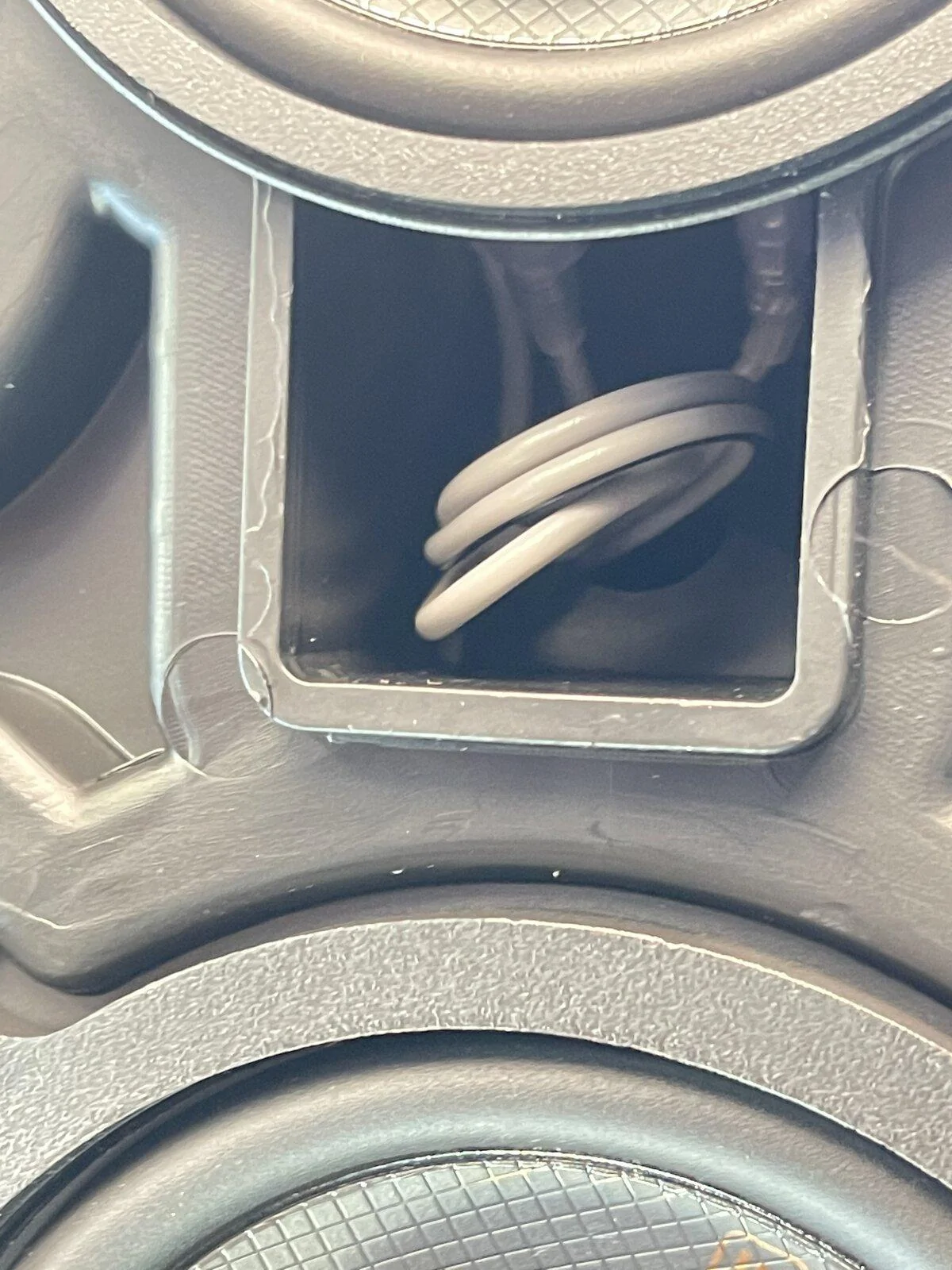 Jeep Gladiator Driver's side knee panel speaker removal...WTF??? 68BF2718-F2C0-4C7D-91DA-CA531DE7DF1E