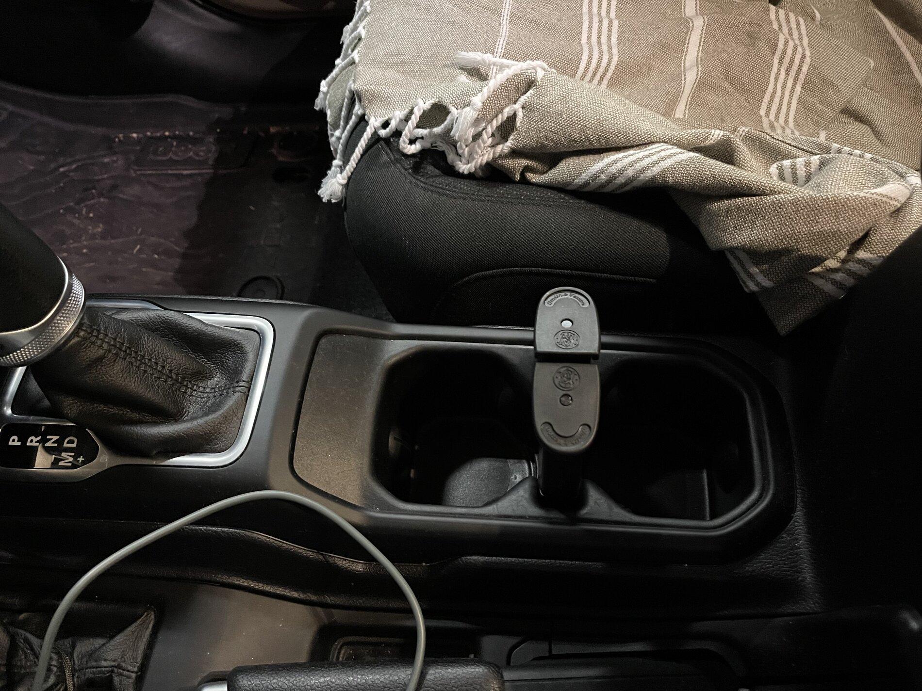 Jeep Gladiator What’s the space between the cup holders for? (Wrong answers only) 8F2A49C3-3F8C-4C60-A7C9-20100CBBD03C - Copy.JPG