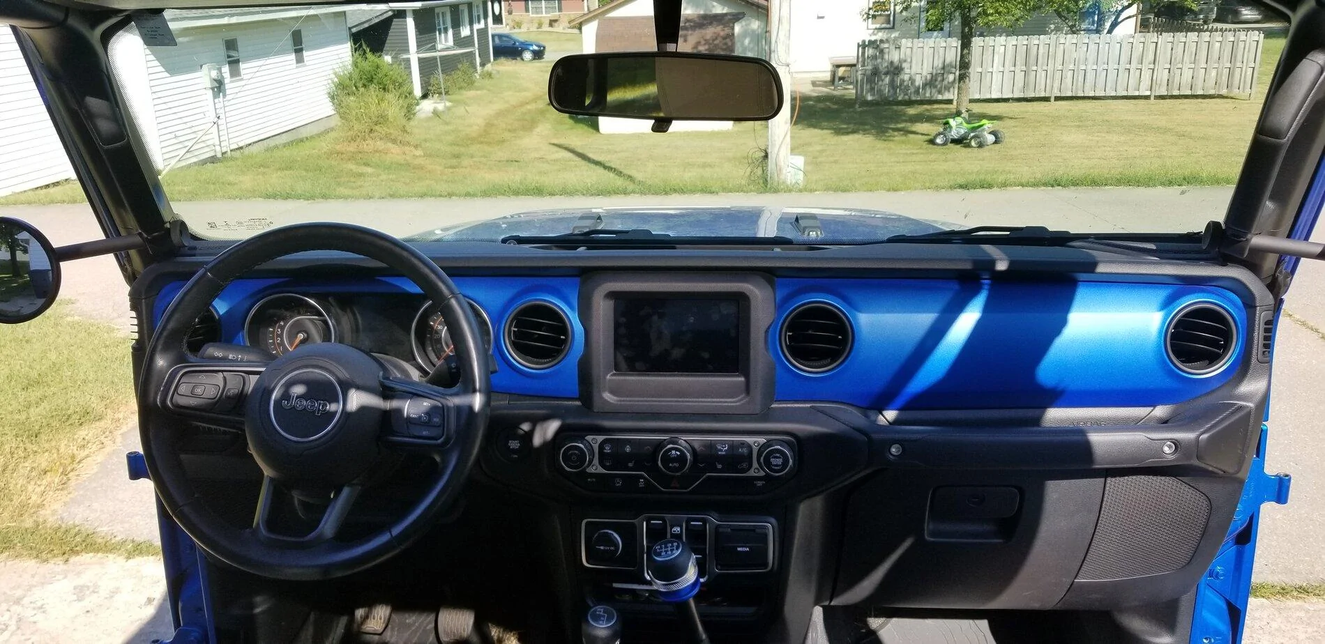 Jeep Gladiator Dash photos thread 20200830_164056
