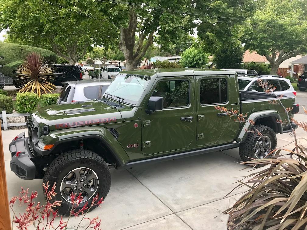 Jeep Gladiator SARGE GREEN Gladiator club K8DroUY
