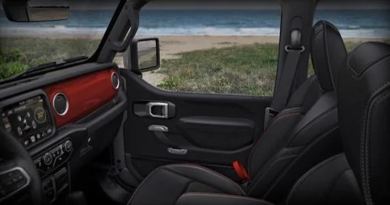 Jeep Gladiator Jeep Announces New Sunrider Flip Top for Hardtop; Innovative Feature Available Now on Jeep Gladiator Models screen-shot-2021-07-14-at-11-20-29-am-jpg