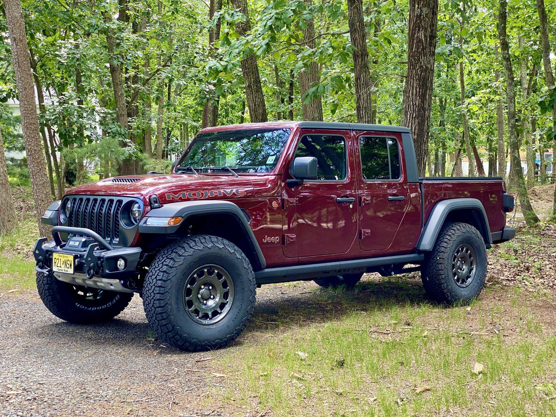 Jeep Gladiator Stock Mojave w/ 37s Thread 4C1694AC-A474-4628-83AF-0A9311D1C587