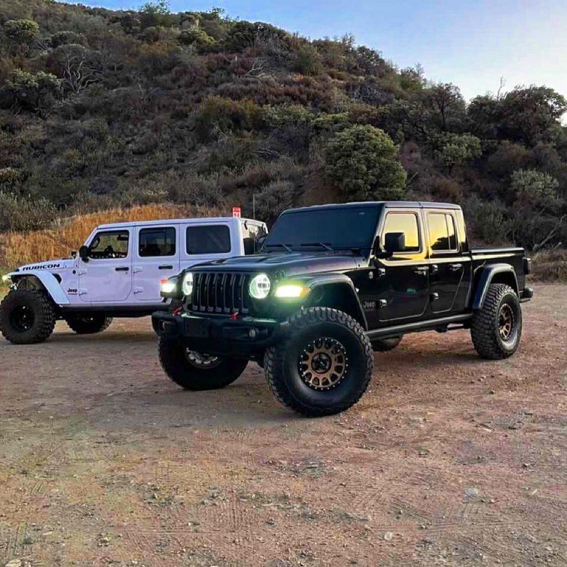 Jeep Gladiator Night Run! ? F31F5D0E-697A-422C-82E8-4A71AD3C8278
