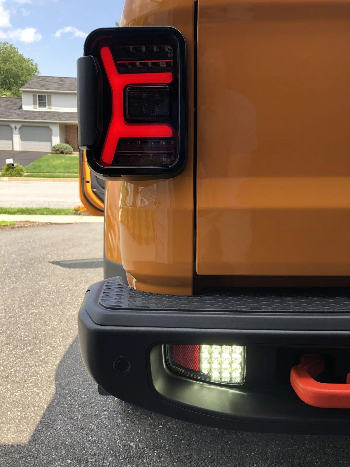 Jeep Gladiator ORACLE LIGHTING Rear Bumper LED Reverse Lights install EDA93D82-6372-427C-882B-F10D02BD4A91