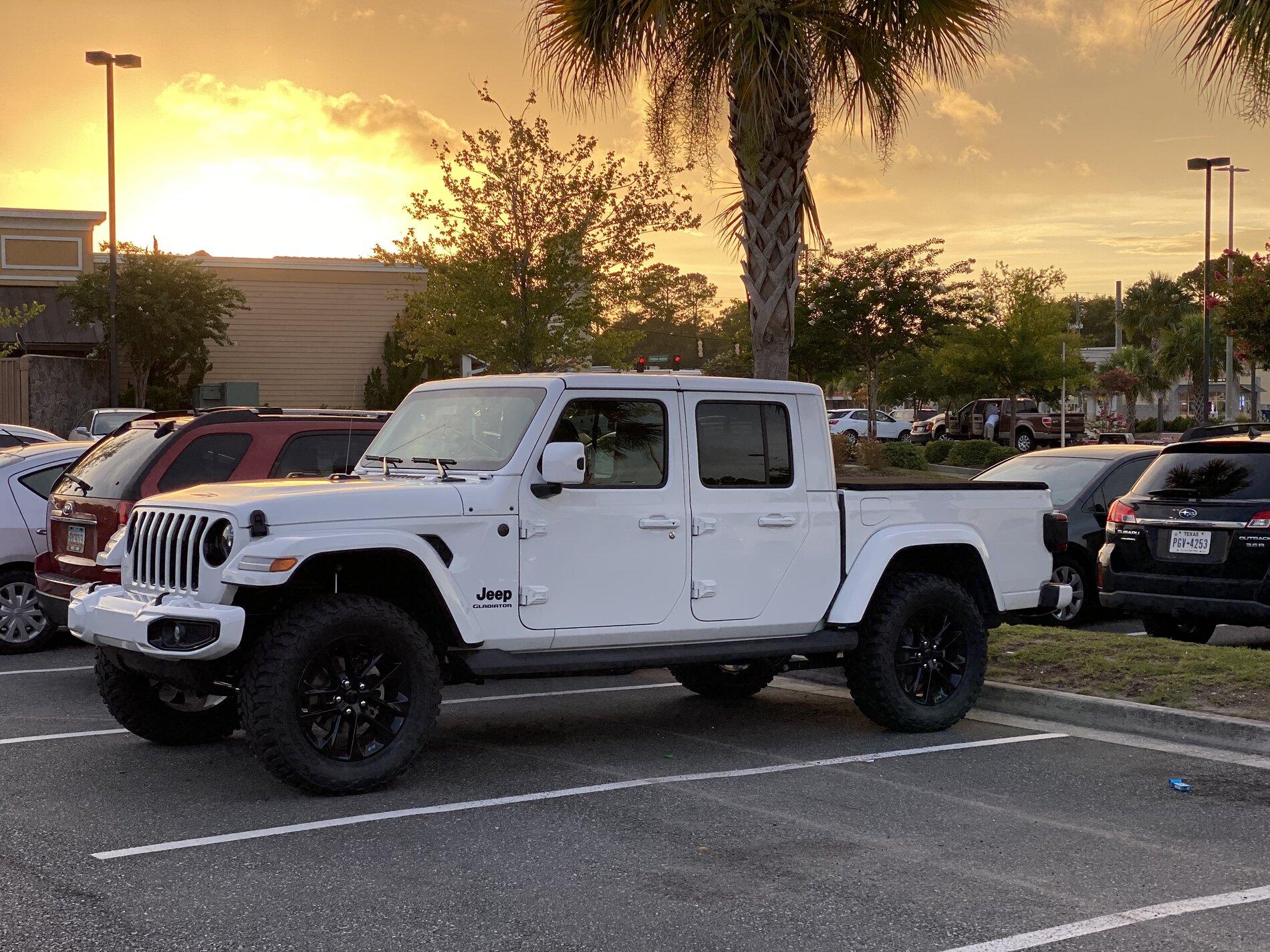 Jeep Gladiator Love your JT? Post here! 9E7B4941-8515-4804-A0CF-13A1F46ED971