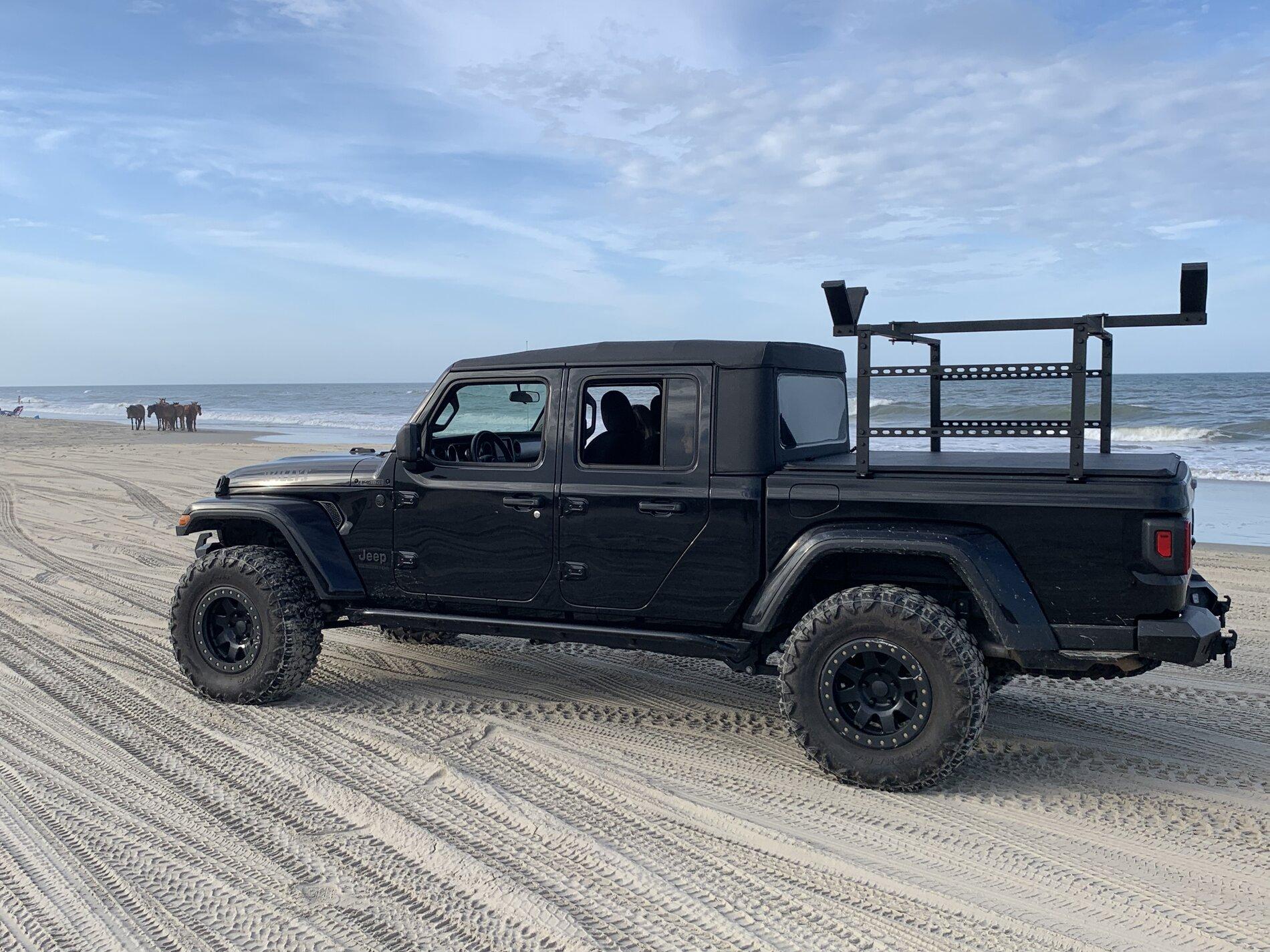 Jeep Gladiator Willys-Overland JT Build 1DFE9362-1BE2-4241-86AF-B7B4E9813F35