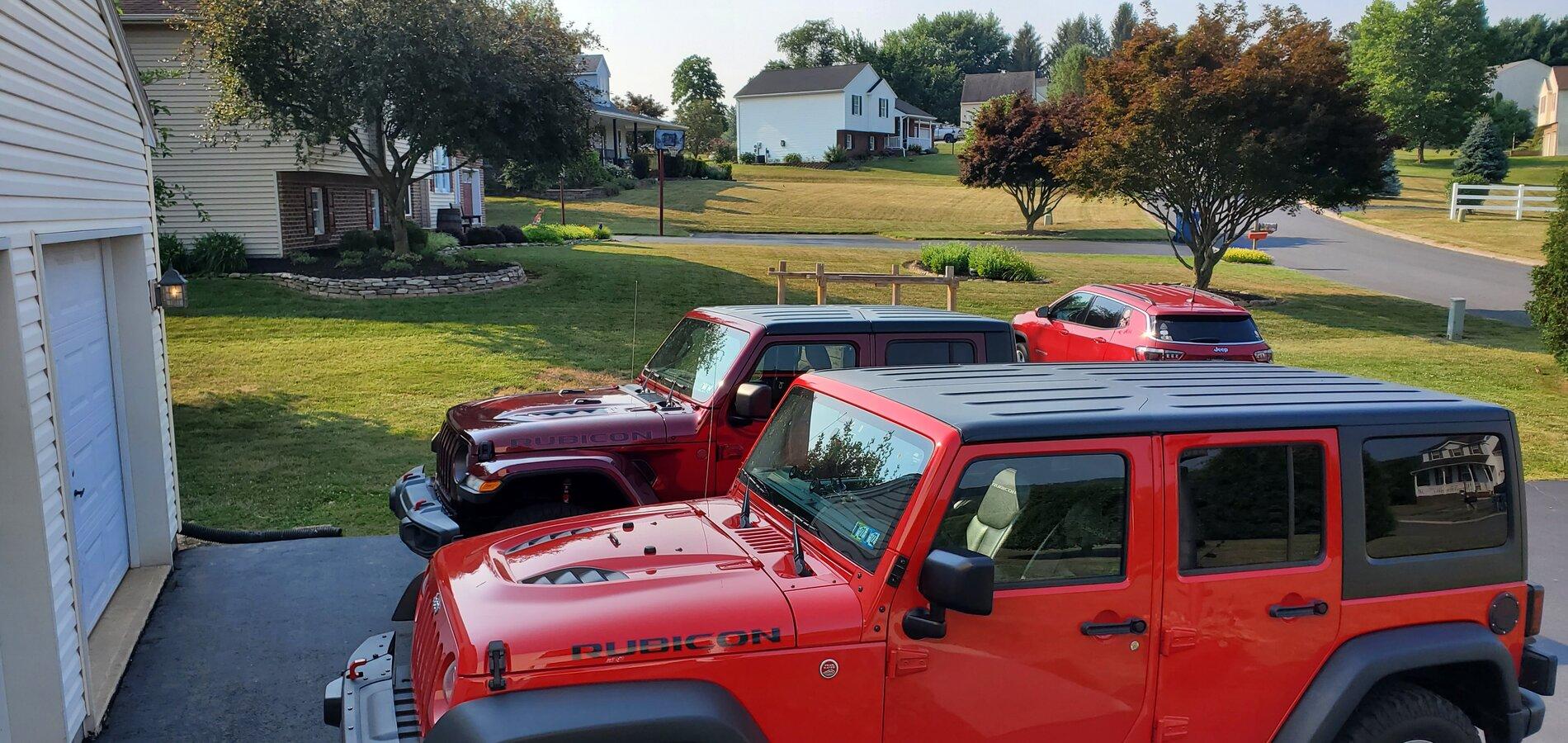 Jeep Gladiator Jeeps Parking Next To Jeeps 20210707_085631