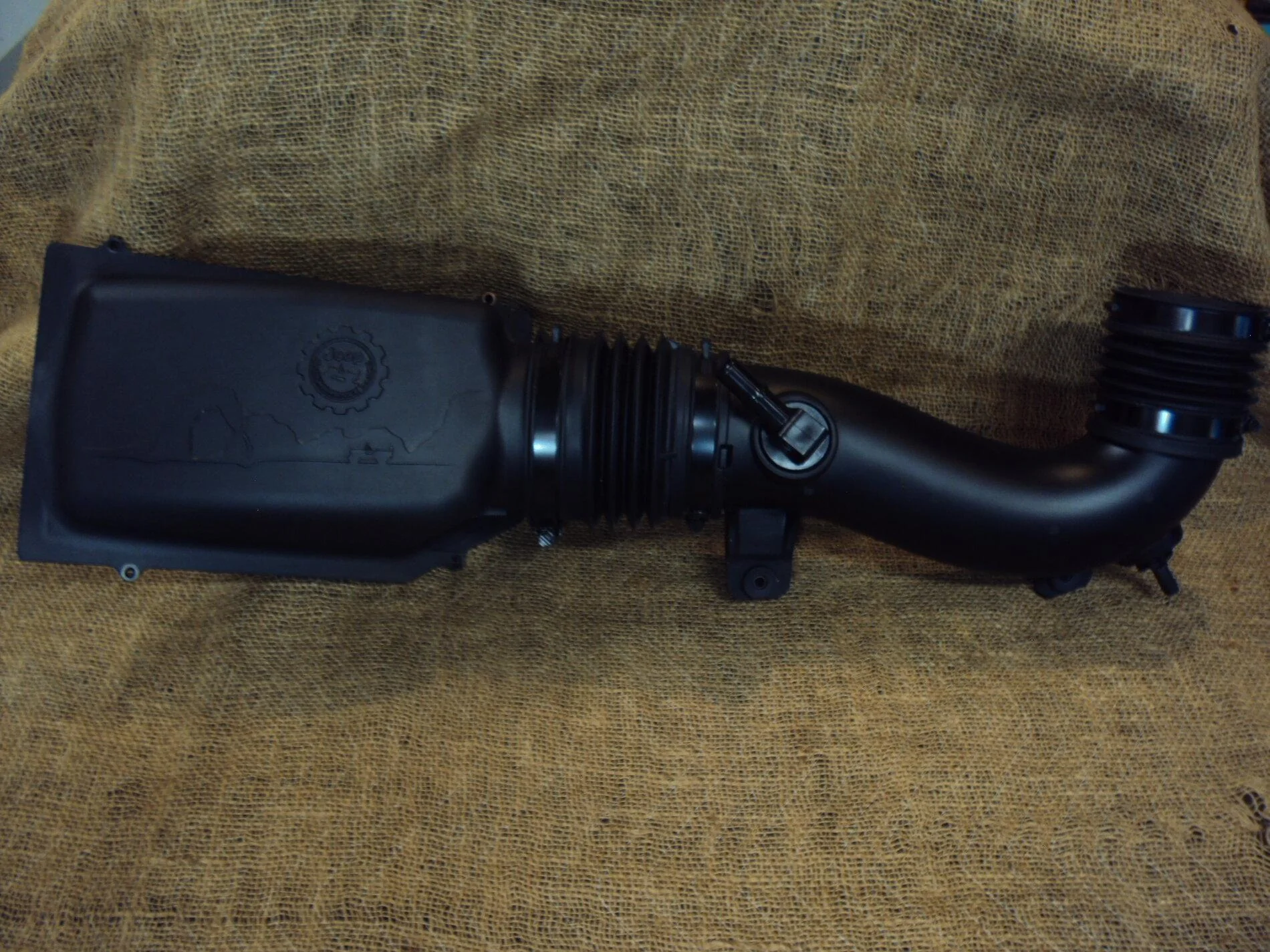 Jeep Gladiator MOPAR PERFORMANCE Cold Air Intake w/ AFE POWER Air Filter. 3.6 V6 Nearly NEW. Great Condition. $250.00 DSC02420