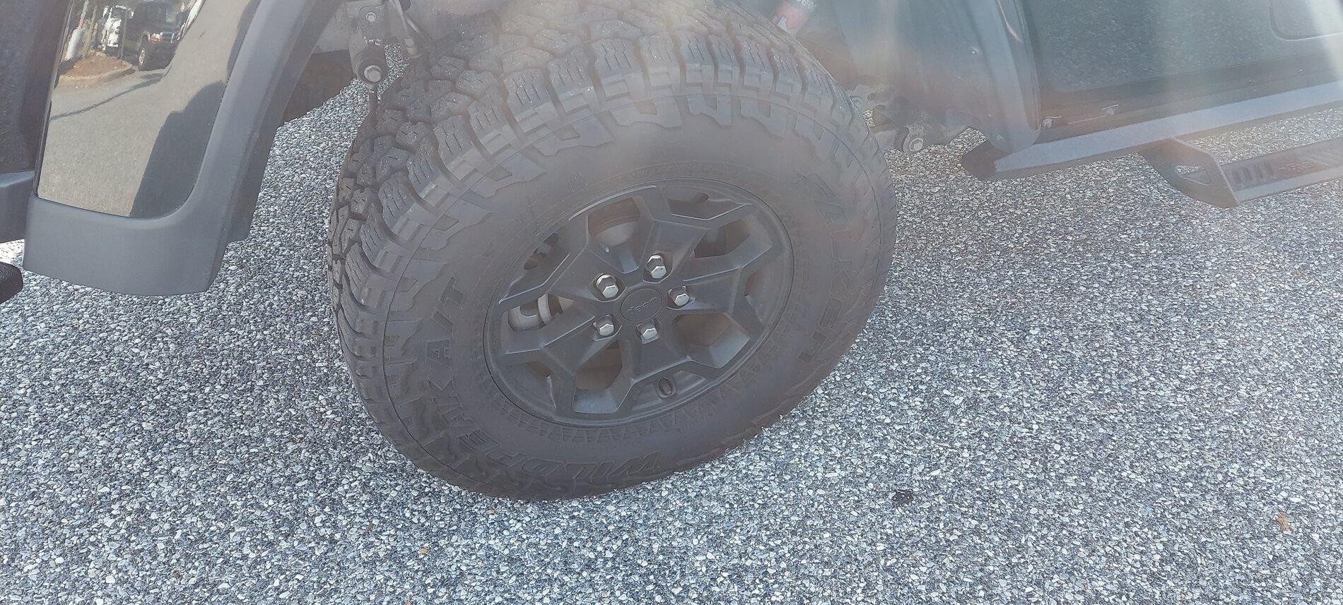 Jeep Gladiator Rubicon LE Takeoffs - Falken Wildpeak AT3W 20210701_081418