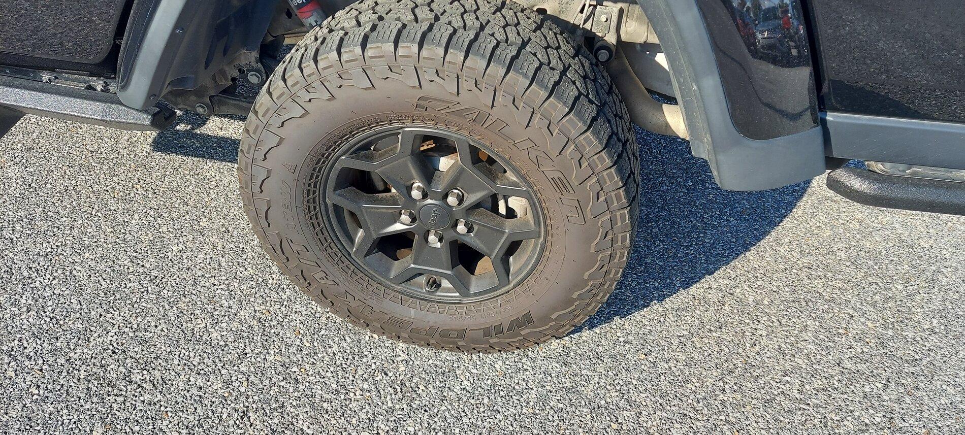 Jeep Gladiator Rubicon LE Takeoffs - Falken Wildpeak AT3W 20210701_081413