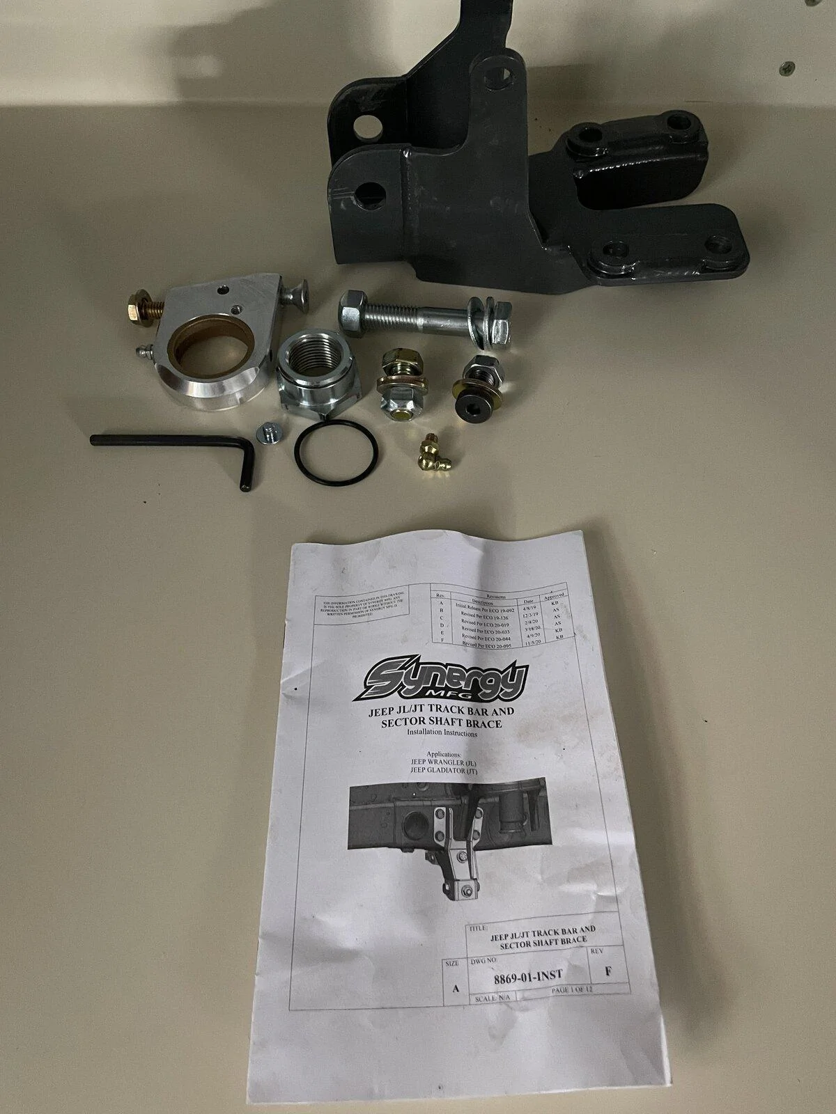 Jeep Gladiator Synergy trackbar and sector shaft brace IMG_0479
