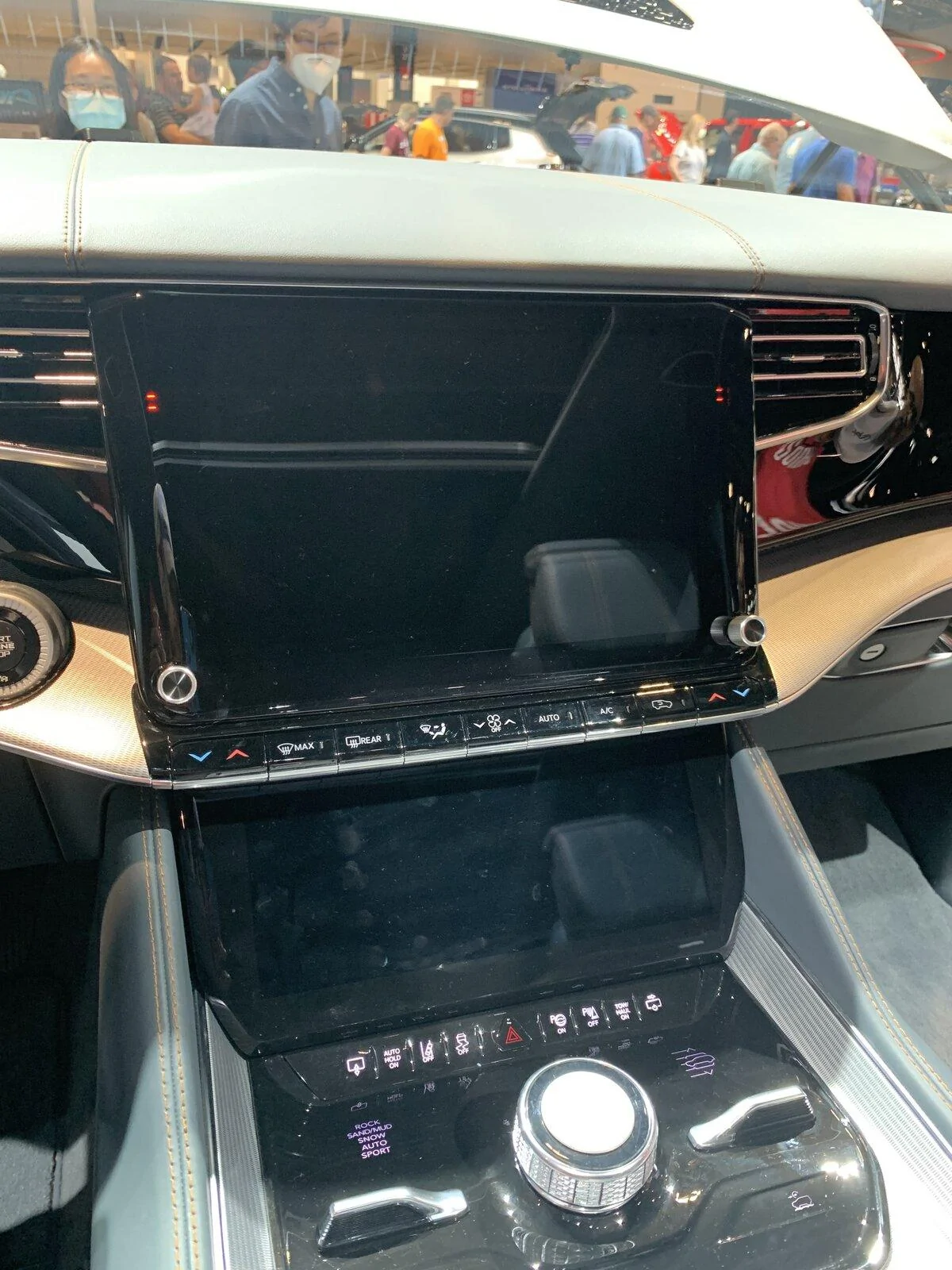 Jeep Gladiator 2021 Chicago Auto Show (Pics! Bronco, Grand Wagoneer, Frontier, JL, JT) IMG_6773