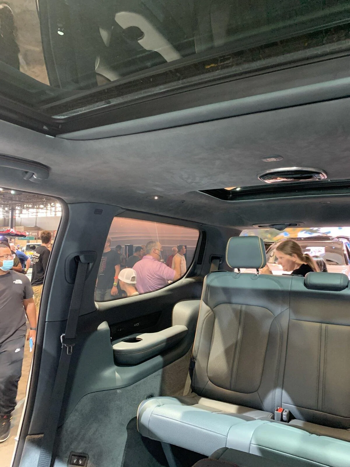 Jeep Gladiator 2021 Chicago Auto Show (Pics! Bronco, Grand Wagoneer, Frontier, JL, JT) IMG_6778