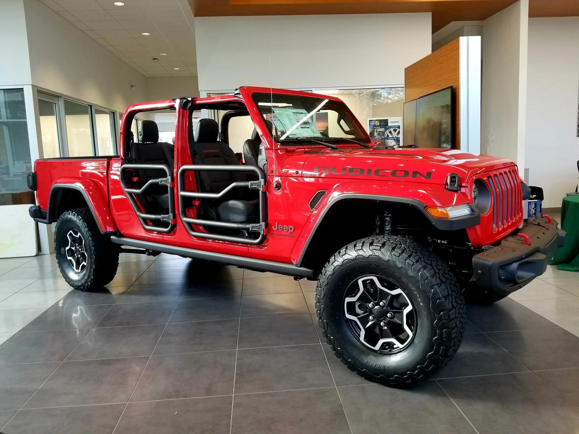 Jeep Gladiator Gladiators on Mopar 2" Lift Kit 20190530_215047