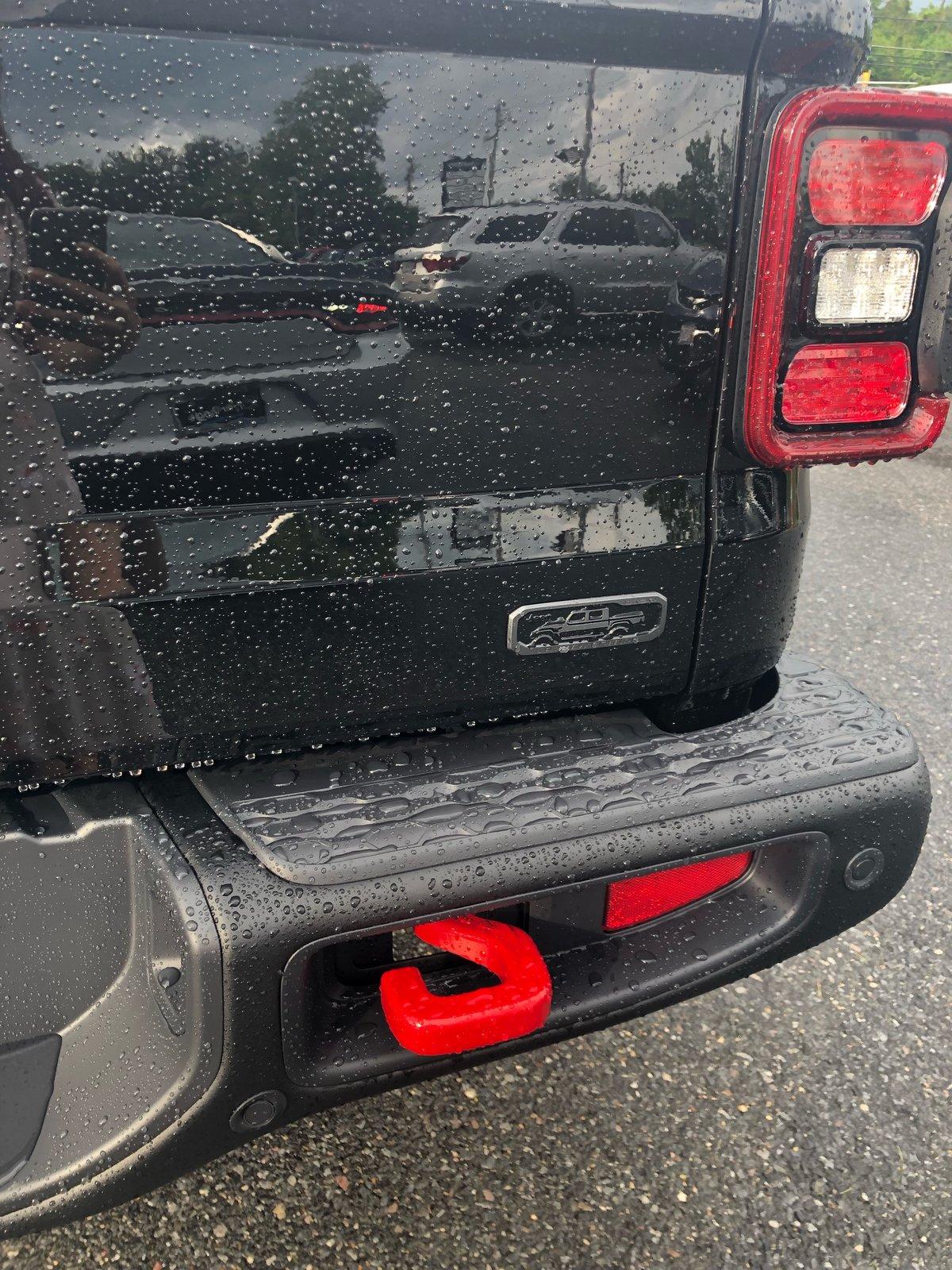 Jeep Gladiator BLACK Gladiator JT Club badge